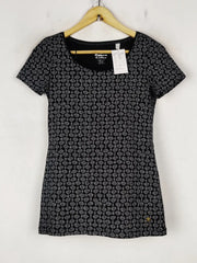 Buy online pre-used pre-loved 100% authentic & Original branded Organic Cotton (SWT-8294) available in Pakistan. Top international brands avilable.