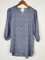 Buy online pre-used pre-loved 100% authentic & Original branded Papaya (SWT-832) available in Pakistan. Top international brands avilable.