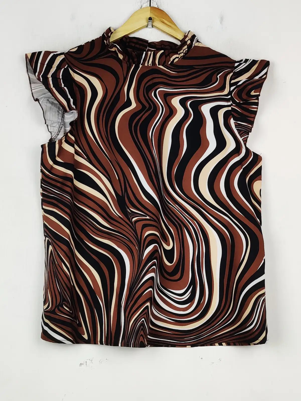 Buy online pre-used pre-loved 100% authentic & Original branded Shein (SWT-8344) available in Pakistan. Top international brands avilable.