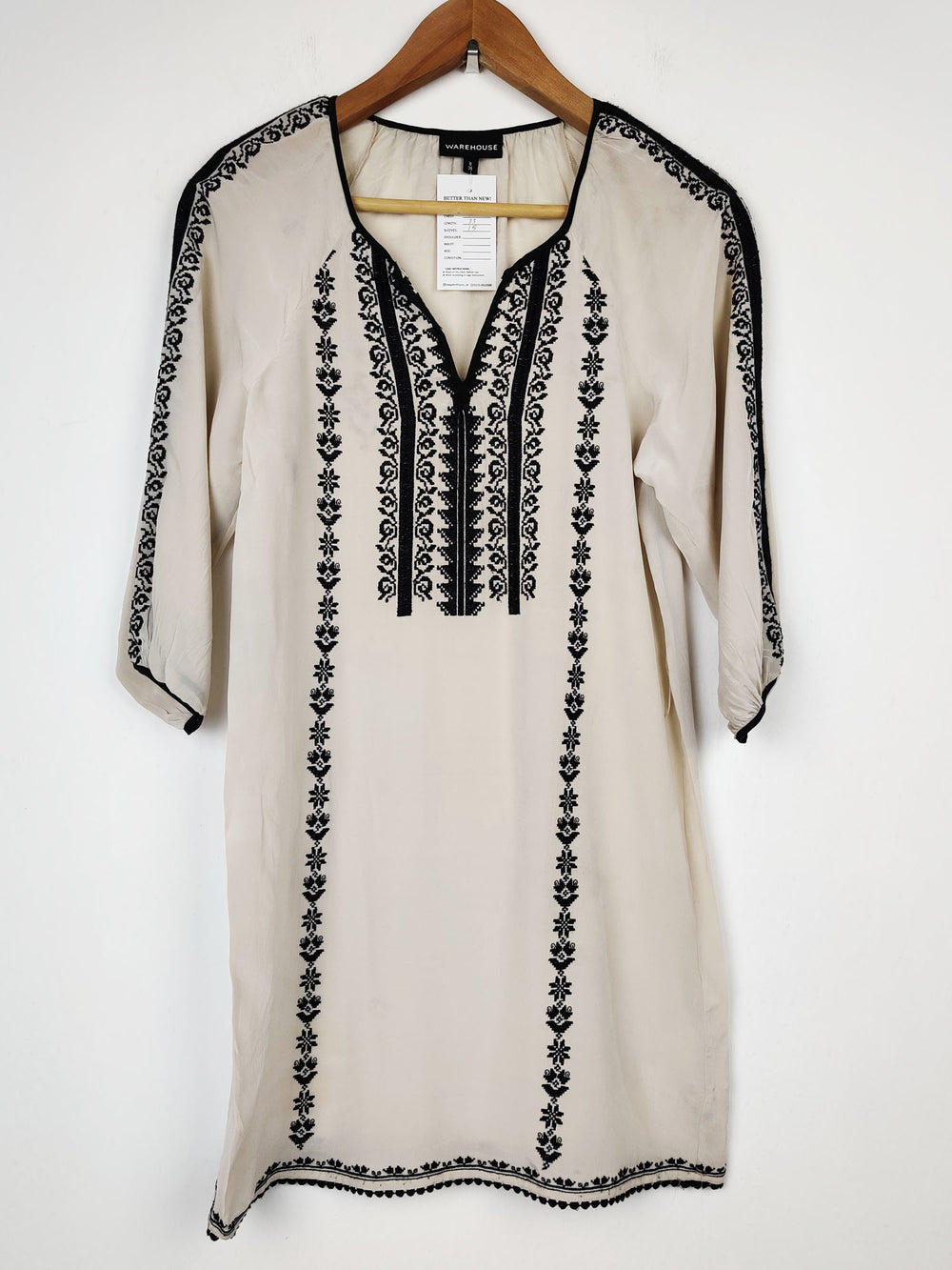 Buy online pre-used pre-loved 100% authentic & Original branded Warehouse (SWT-834) available in Pakistan. Top international brands avilable.