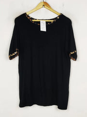 Buy online pre-used pre-loved 100% authentic & Original branded Boohoo (SWT-8377) available in Pakistan. Top international brands avilable.