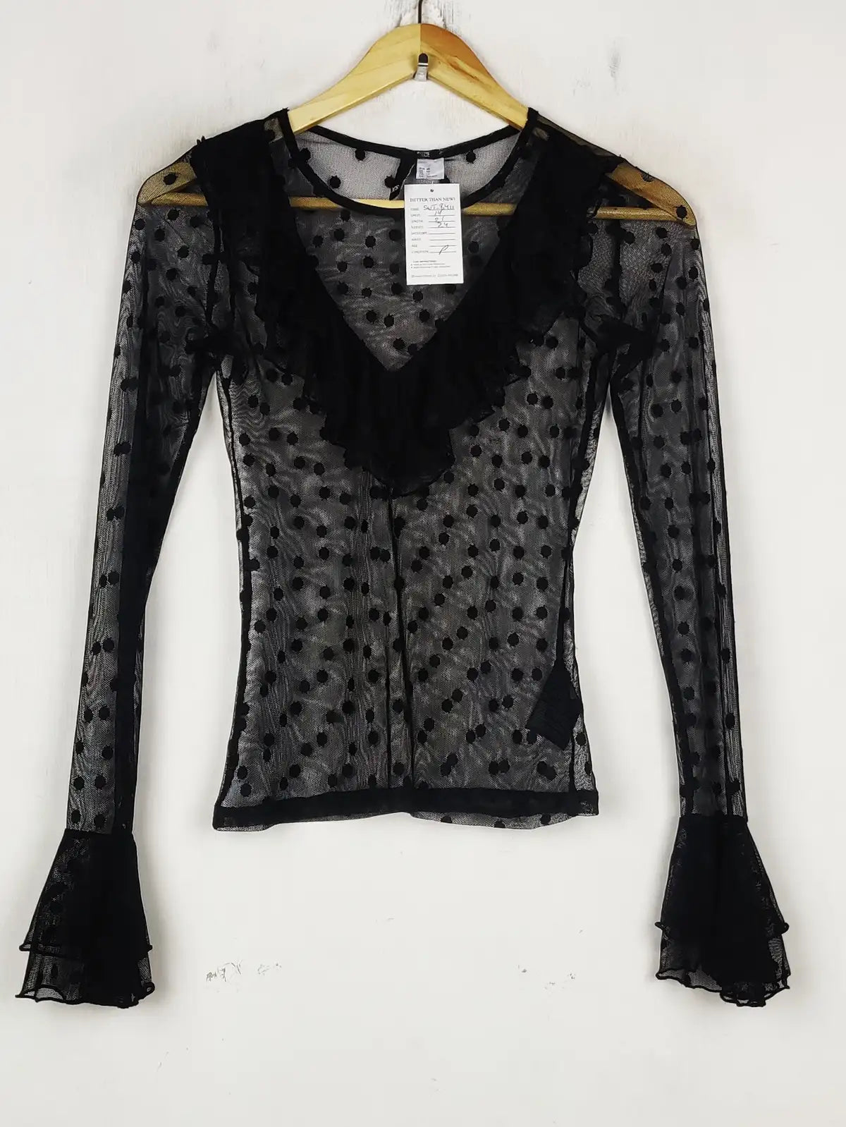 Buy online pre-used pre-loved 100% authentic & Original branded H&M (SWT-8411) available in Pakistan. Top international brands avilable.