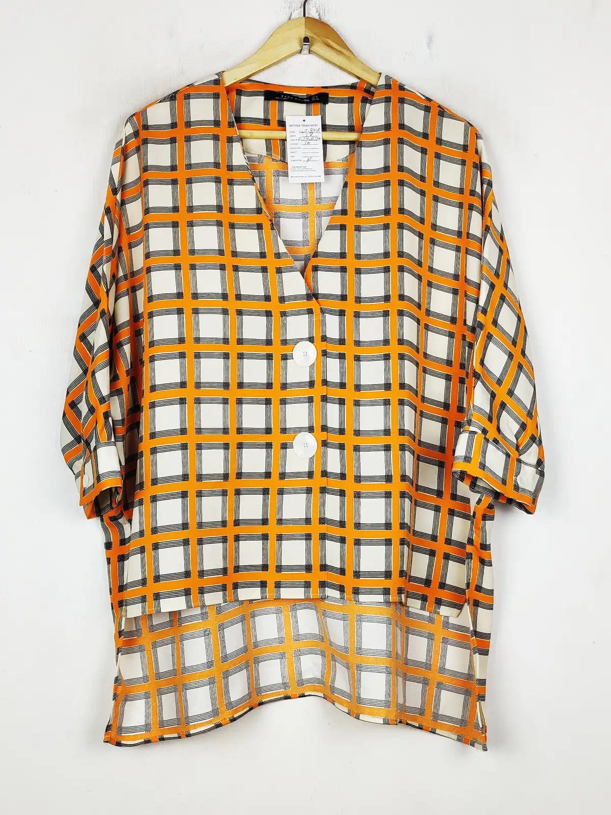 Buy online pre-used pre-loved 100% authentic & Original branded Zara (SWT-8418) available in Pakistan. Top international brands avilable.