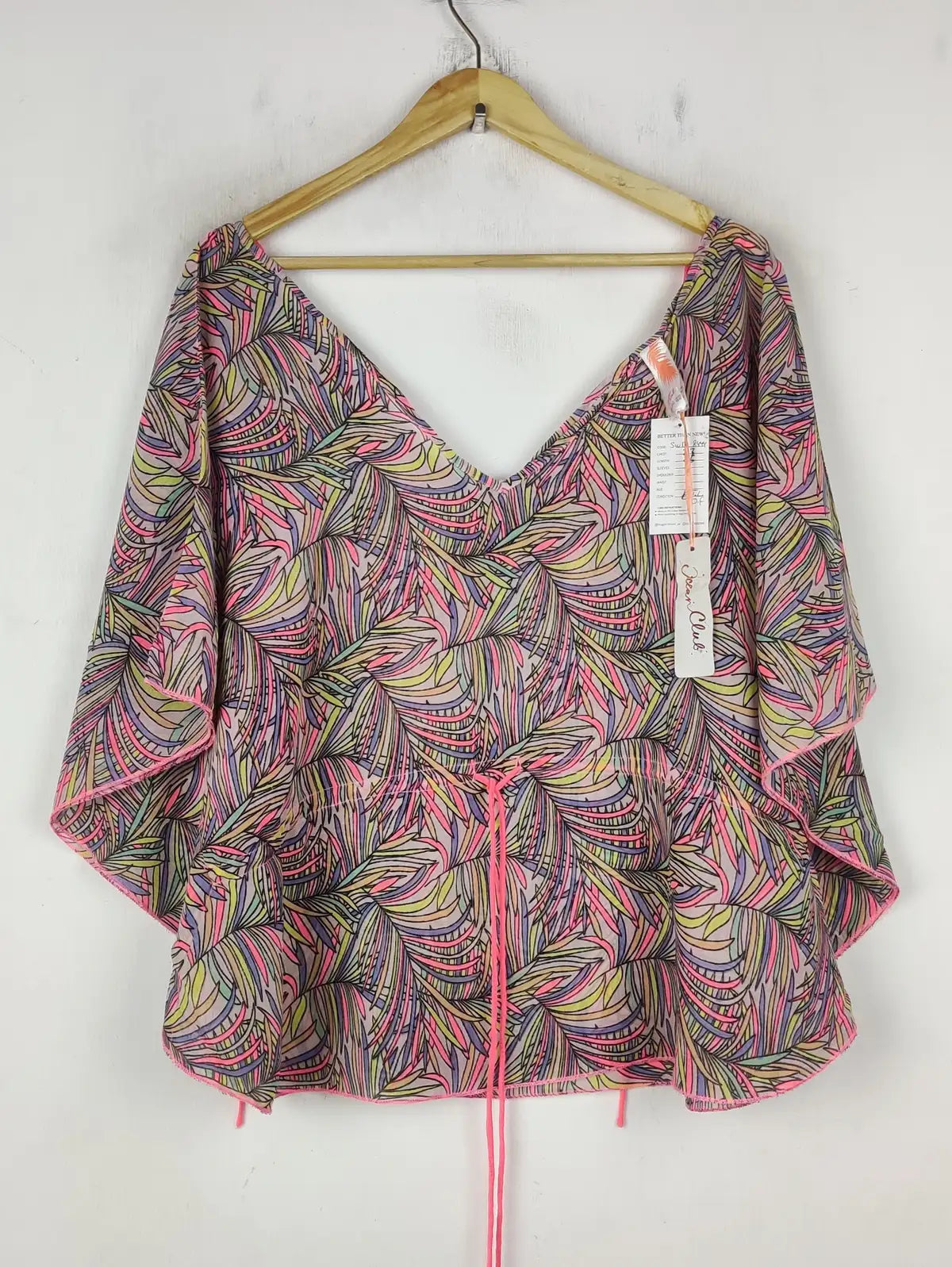 Buy online pre-used pre-loved 100% authentic & Original branded Ocean Club (SWT-8444) available in Pakistan. Top international brands avilable.