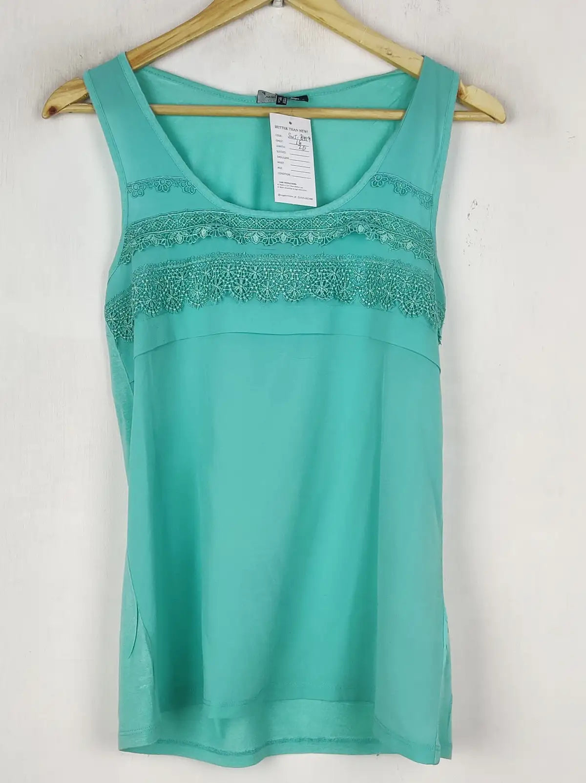 Buy online pre-used pre-loved 100% authentic & Original branded Warehouse (SWT-8449) available in Pakistan. Top international brands avilable.