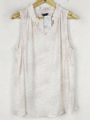 Buy online pre-used pre-loved 100% authentic & Original branded Marks & Spencer (SWT-8484) available in Pakistan. Top international brands avilable.