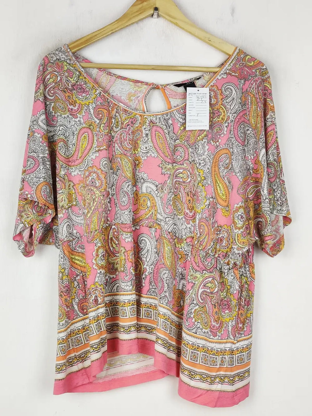 Buy online pre-used pre-loved 100% authentic & Original branded H&M (SWT-8489) available in Pakistan. Top international brands avilable.