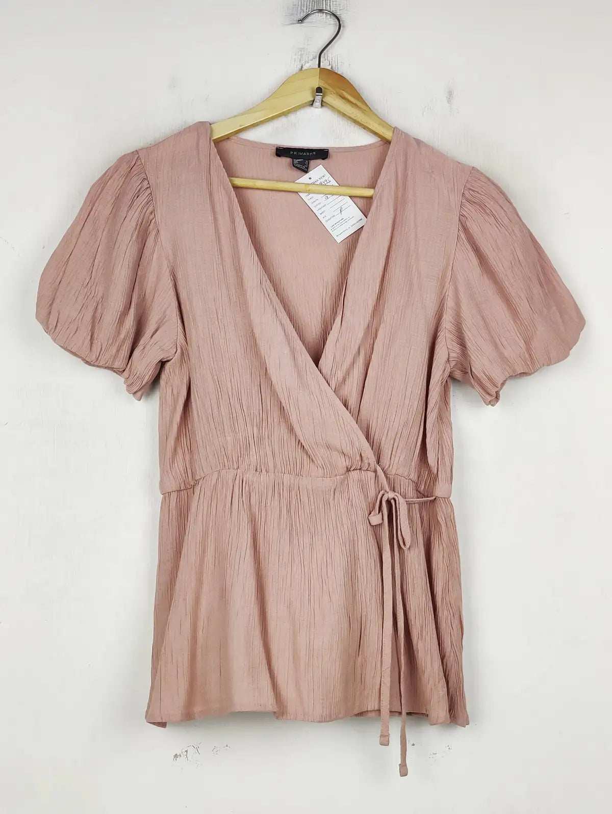 Buy online pre-used pre-loved 100% authentic & Original branded Primark (SWT-8495) available in Pakistan. Top international brands avilable.