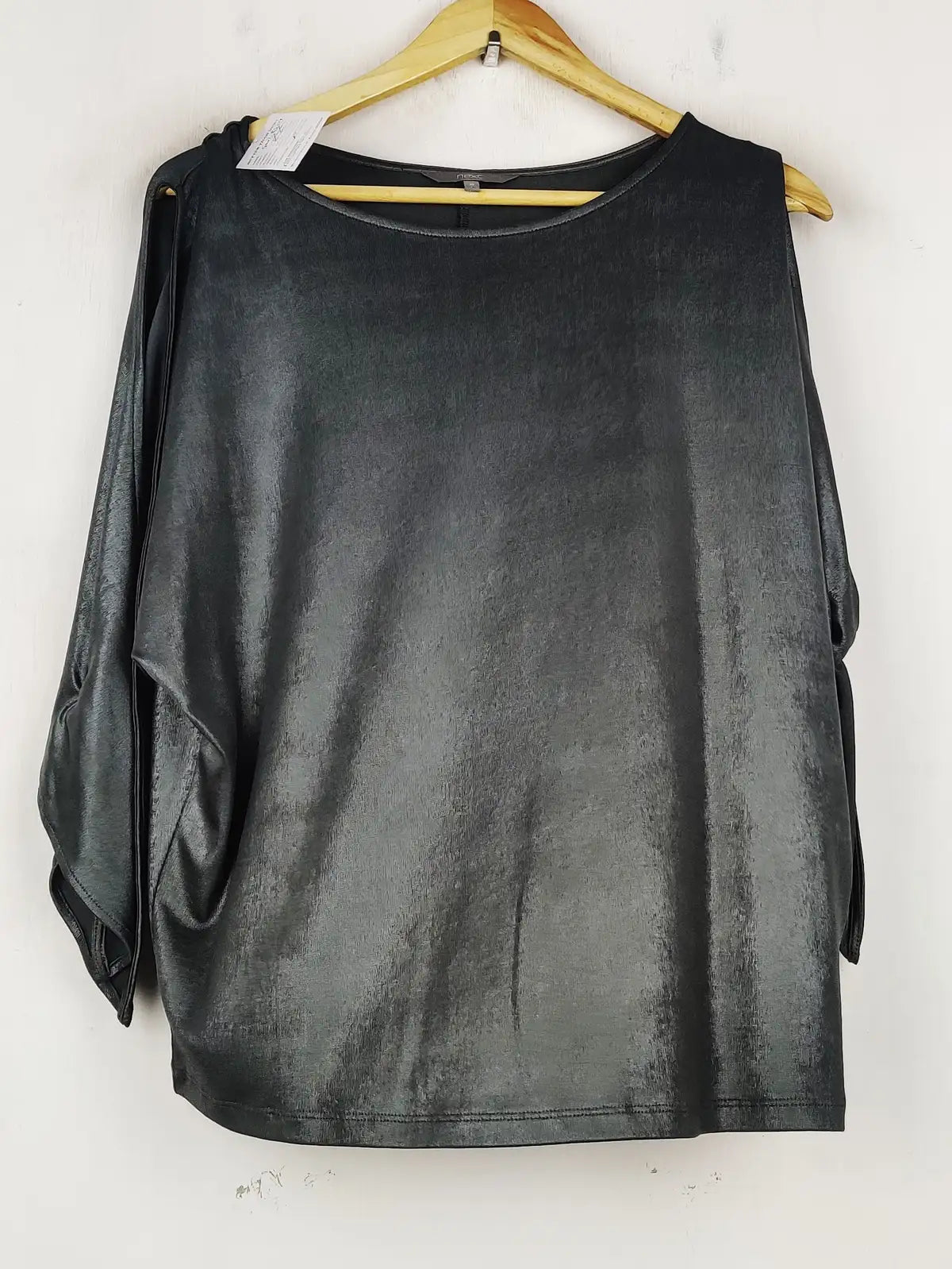 Buy online pre-used pre-loved 100% authentic & Original branded Next (SWT-8504) available in Pakistan. Top international brands avilable.
