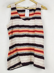 Buy online pre-used pre-loved 100% authentic & Original branded Dorothy Perkins (SWT-8521) available in Pakistan. Top international brands avilable.