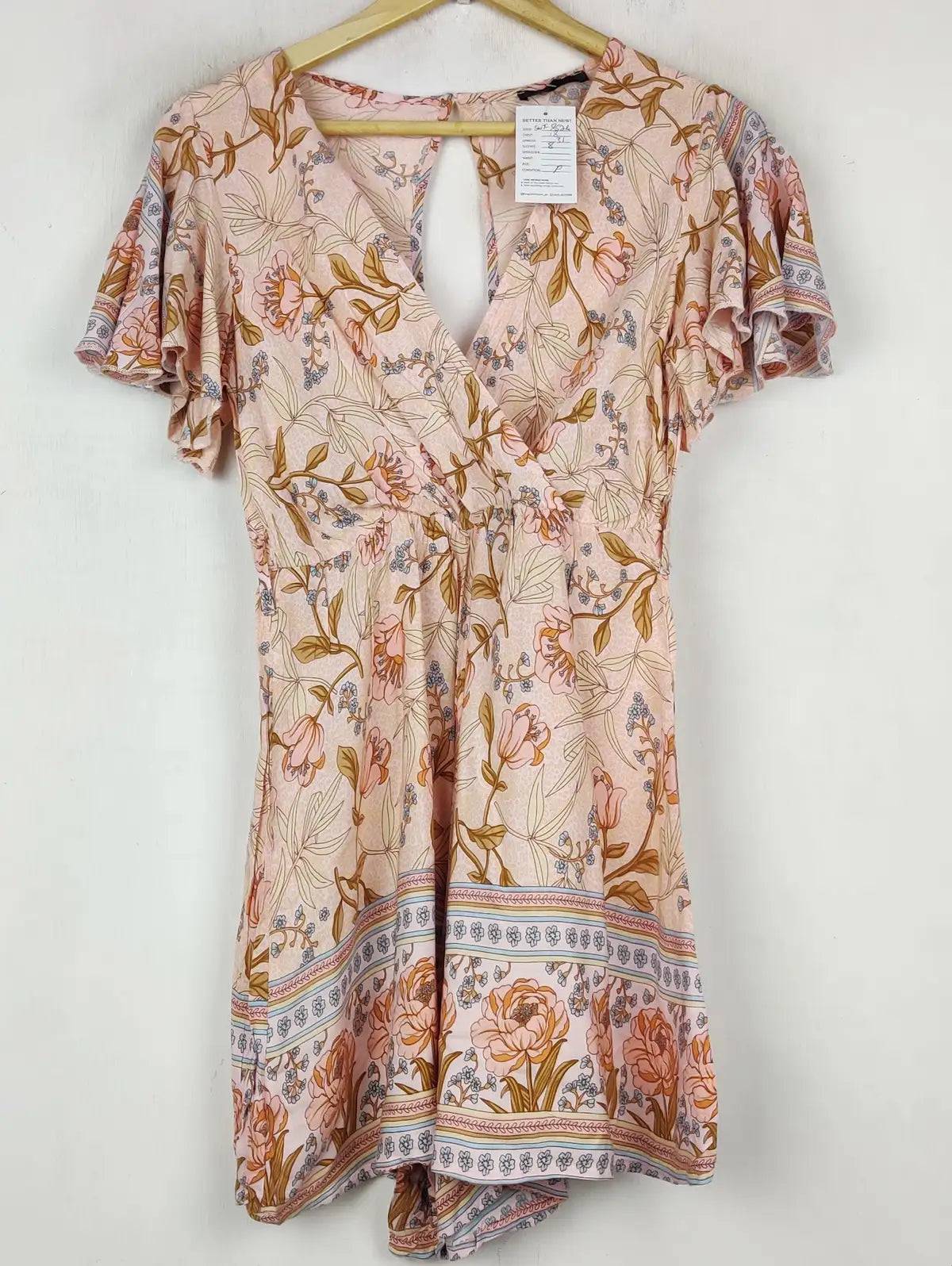 Buy online pre-used pre-loved 100% authentic & Original branded Shein (SWT-8526) available in Pakistan. Top international brands avilable.