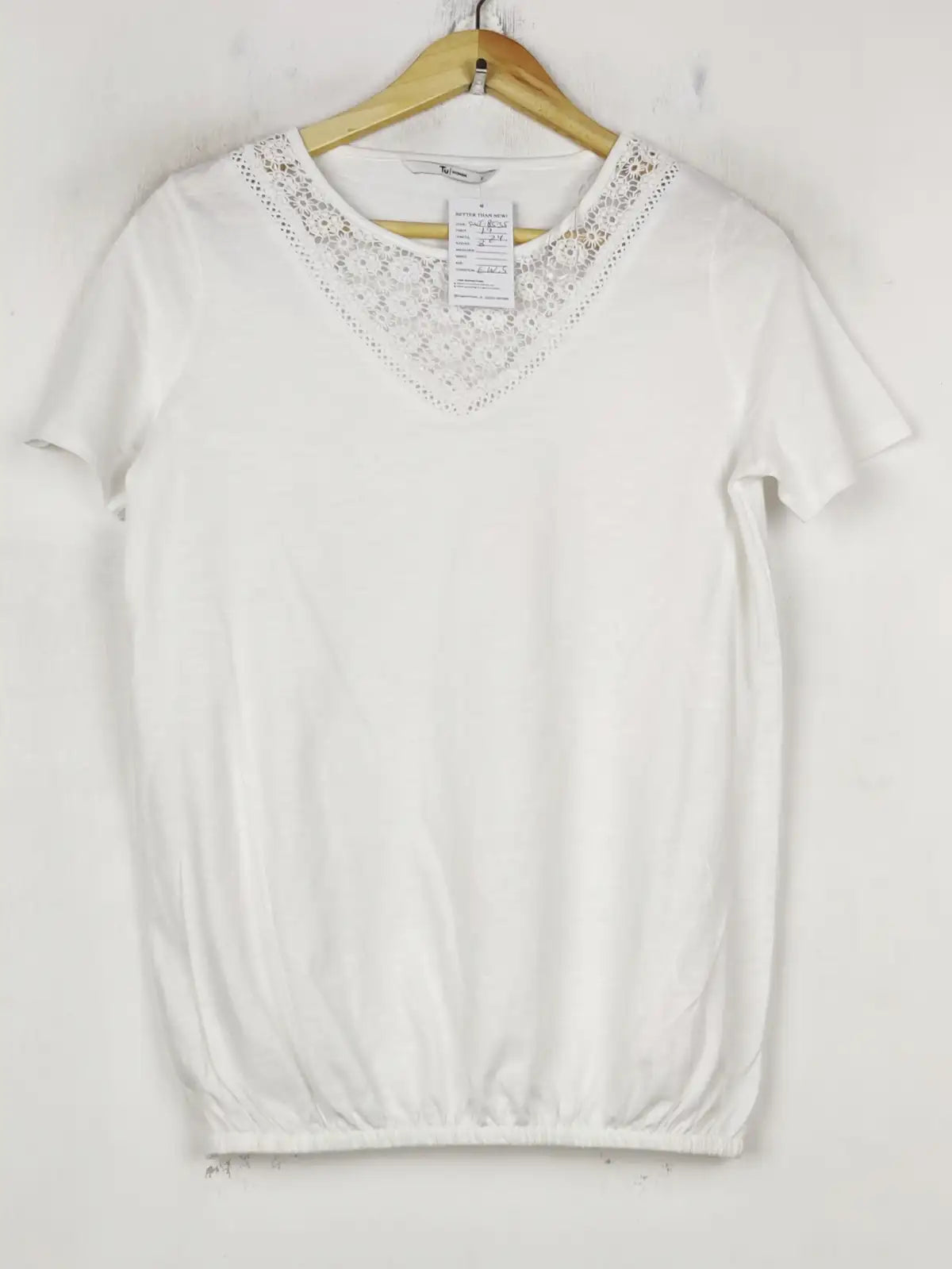Buy online pre-used pre-loved 100% authentic & Original branded Tu (SWT-8535) available in Pakistan. Top international brands avilable.