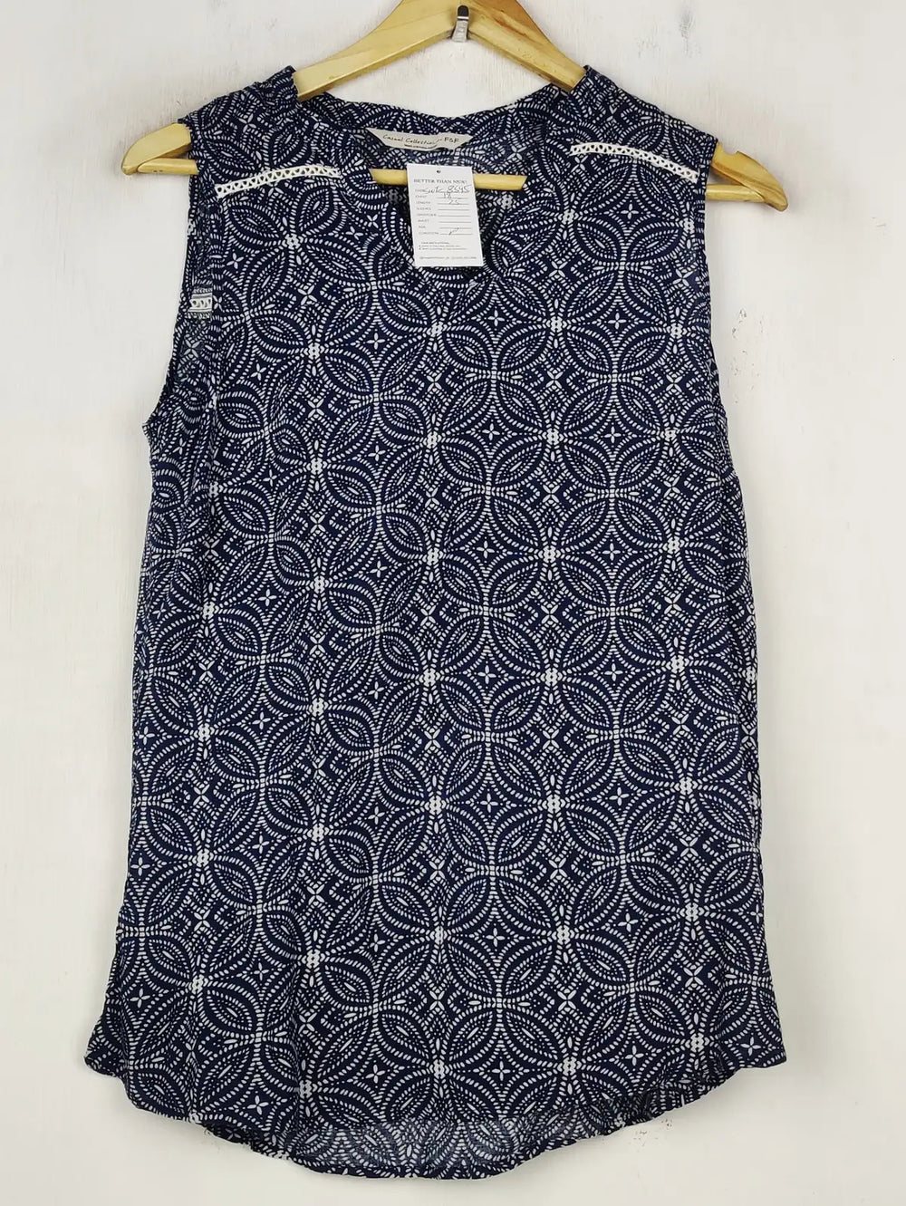 Buy online pre-used pre-loved 100% authentic & Original branded F&F (SWT-8545) available in Pakistan. Top international brands avilable.