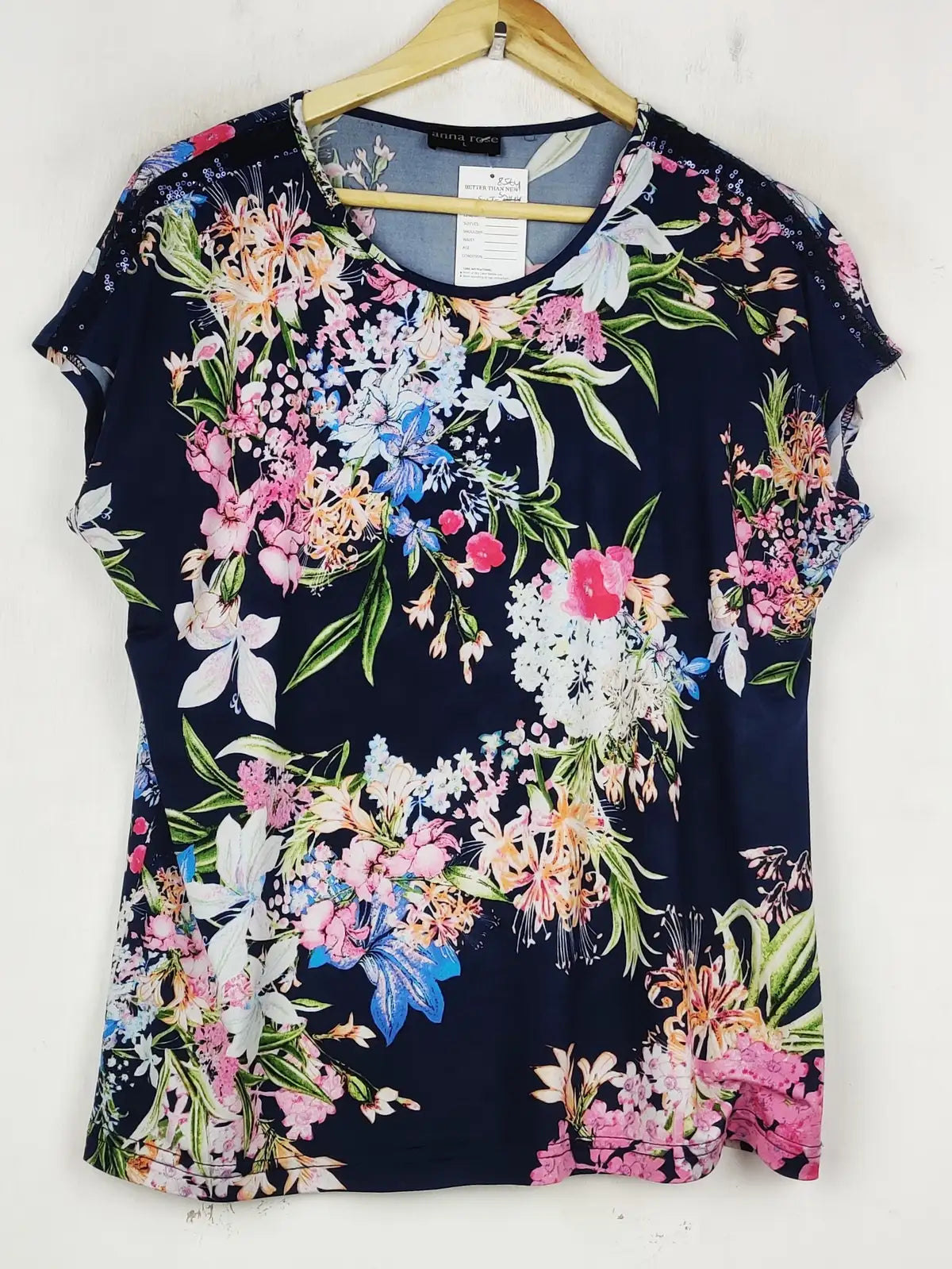 Buy online pre-used pre-loved 100% authentic & Original branded Anna Rose (SWT-8564) available in Pakistan. Top international brands avilable.