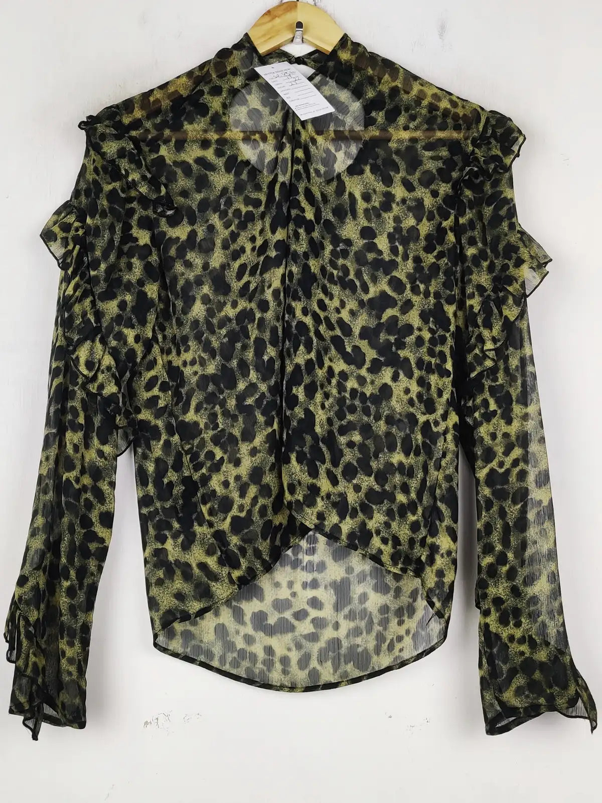 Buy online pre-used pre-loved 100% authentic & Original branded H&M (SWT-8570) available in Pakistan. Top international brands avilable.