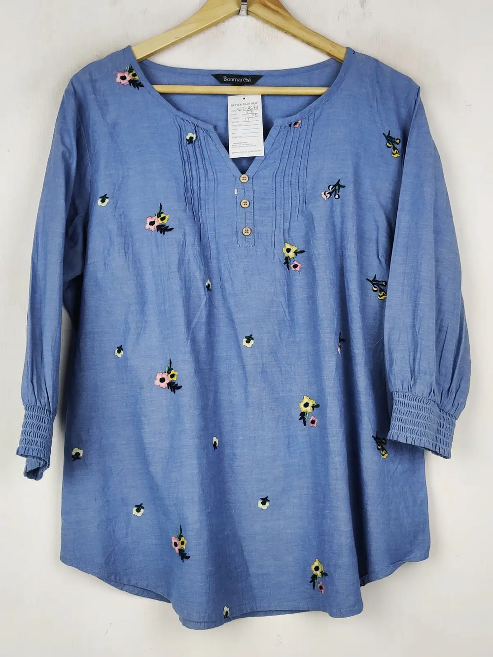 Buy online pre-used pre-loved 100% authentic & Original branded Bonmarche (SWT-8573) available in Pakistan. Top international brands avilable.