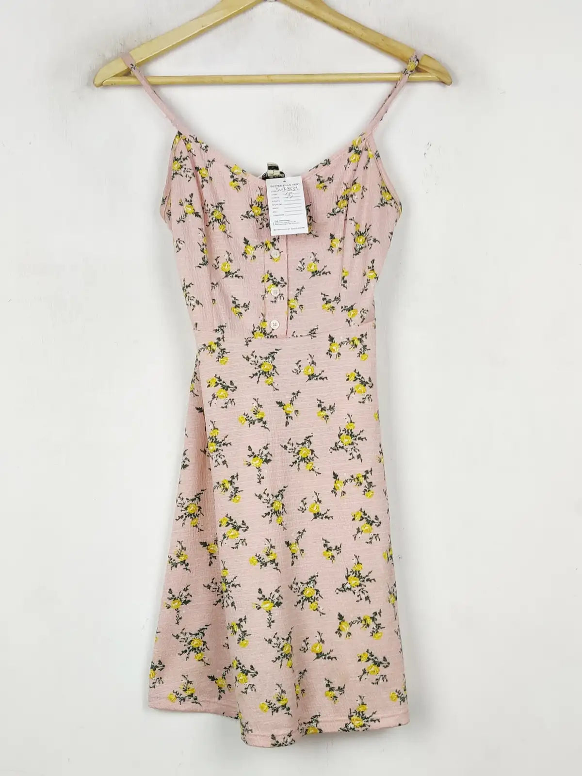 Buy online pre-used pre-loved 100% authentic & Original branded Miss Selfridge (SWT-8639) available in Pakistan. Top international brands avilable.