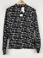 Buy online pre-used pre-loved 100% authentic & Original branded Peacock (SWT-8642) available in Pakistan. Top international brands avilable.