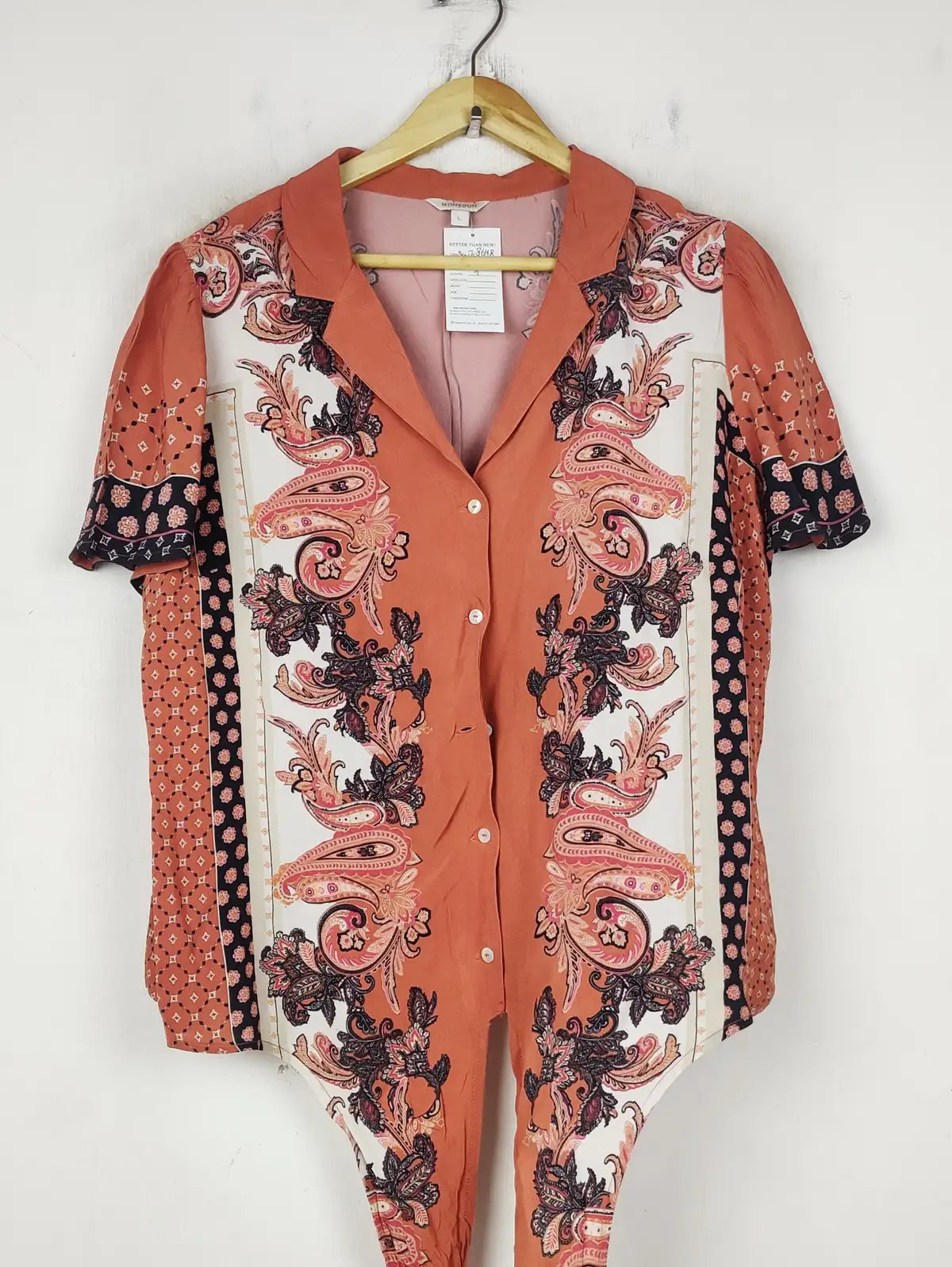 Buy online pre-used pre-loved 100% authentic & Original branded Monsoon (SWT-8648) available in Pakistan. Top international brands avilable.