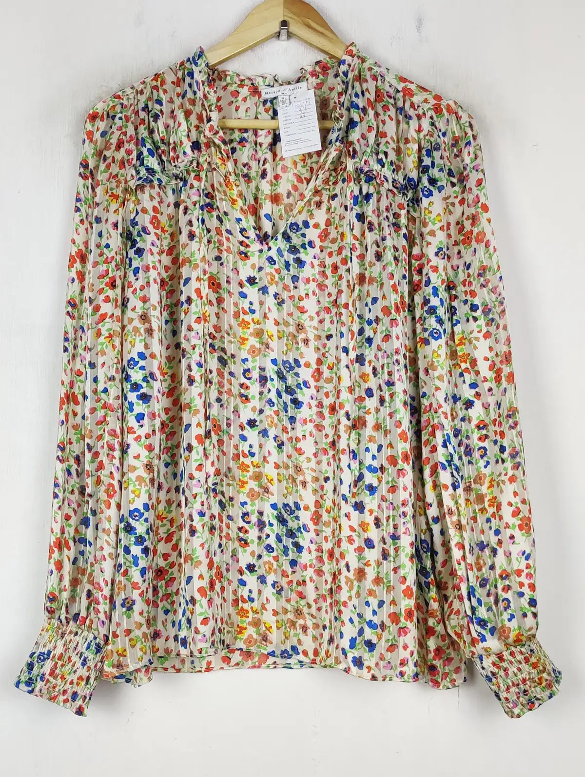 Buy online pre-used pre-loved 100% authentic & Original branded Maison Amelie (SWT-8675) available in Pakistan. Top international brands avilable.