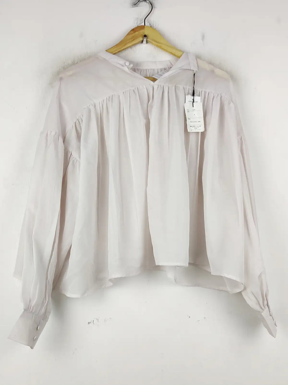 Buy online pre-used pre-loved 100% authentic & Original branded Grl (SWT-8700) available in Pakistan. Top international brands avilable.
