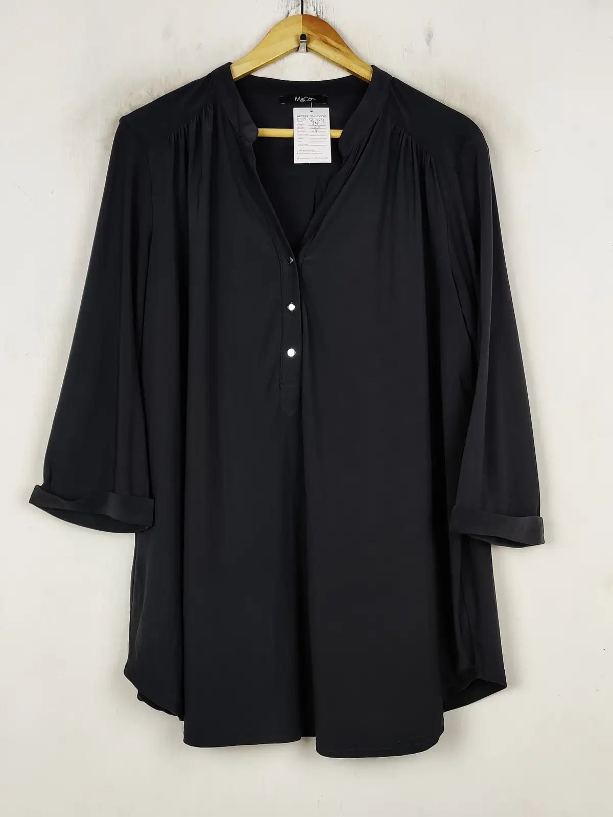 Buy online pre-used pre-loved 100% authentic & Original branded M&Co (SWT-8704) available in Pakistan. Top international brands avilable.
