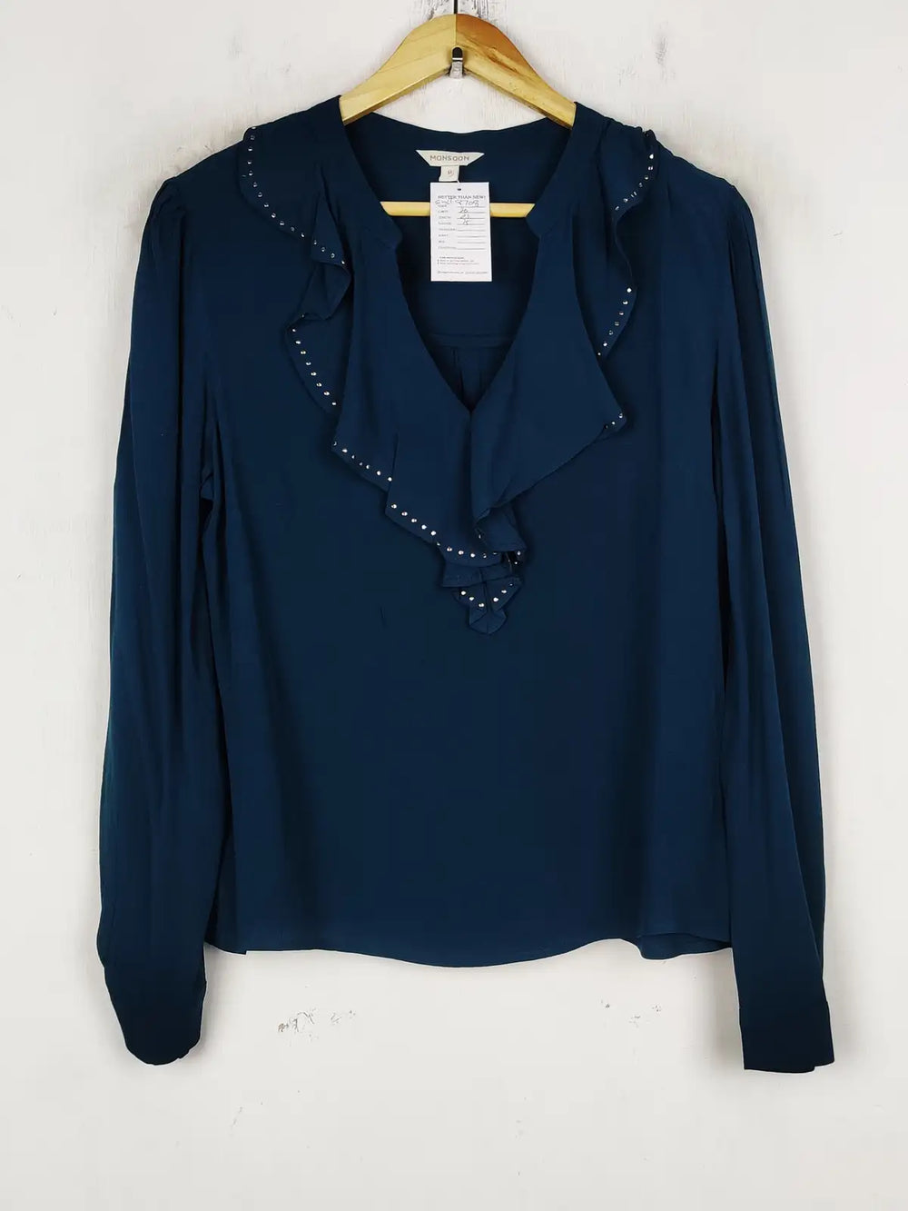 Buy online pre-used pre-loved 100% authentic & Original branded Monsoon (SWT-8708) available in Pakistan. Top international brands avilable.
