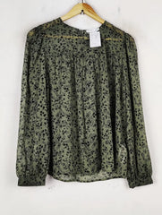 Buy online pre-used pre-loved 100% authentic & Original branded Primark (SWT-8715) available in Pakistan. Top international brands avilable.