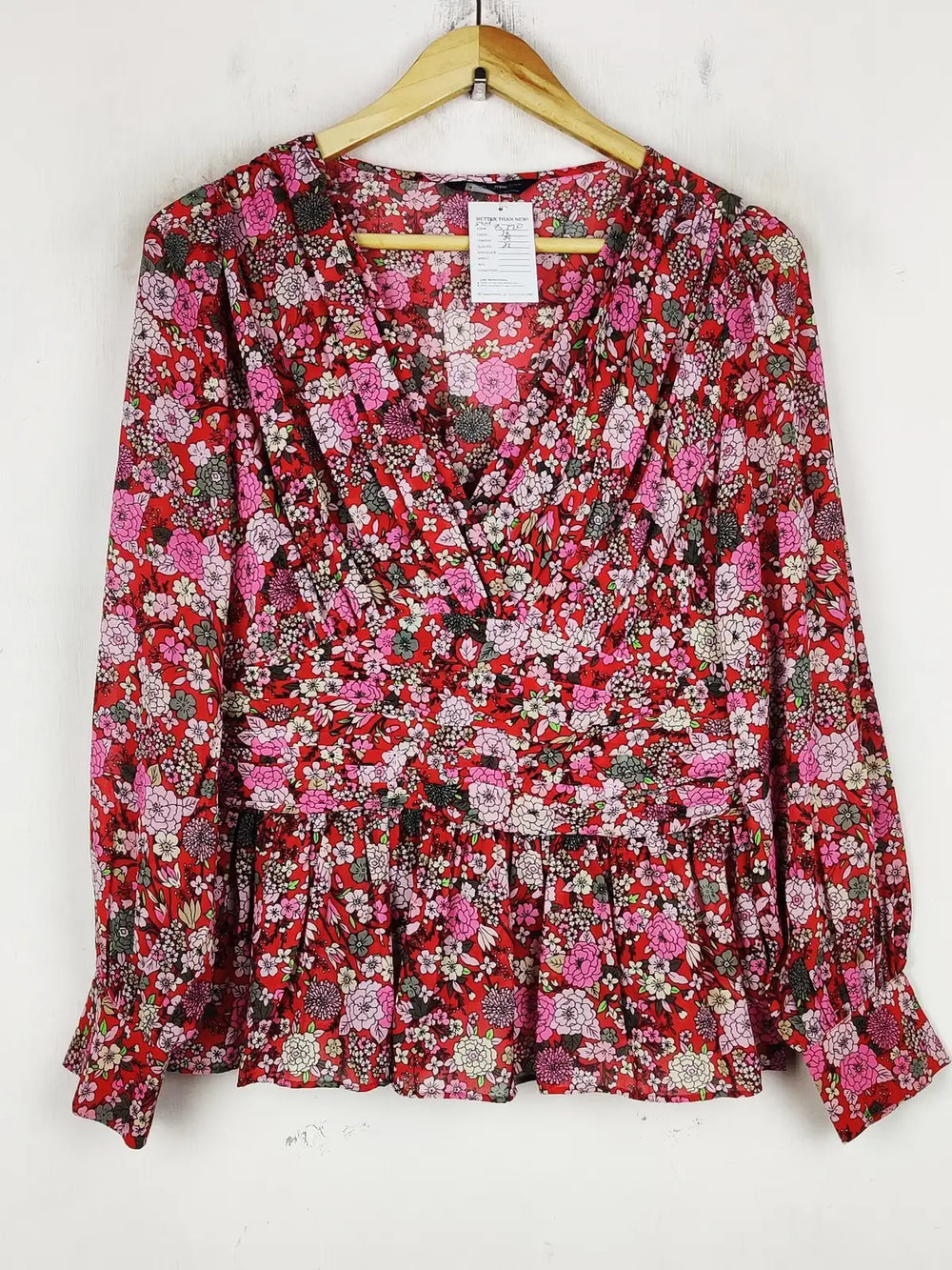 Buy online pre-used pre-loved 100% authentic & Original branded Marks & Spencer (SWT-8720) available in Pakistan. Top international brands avilable.
