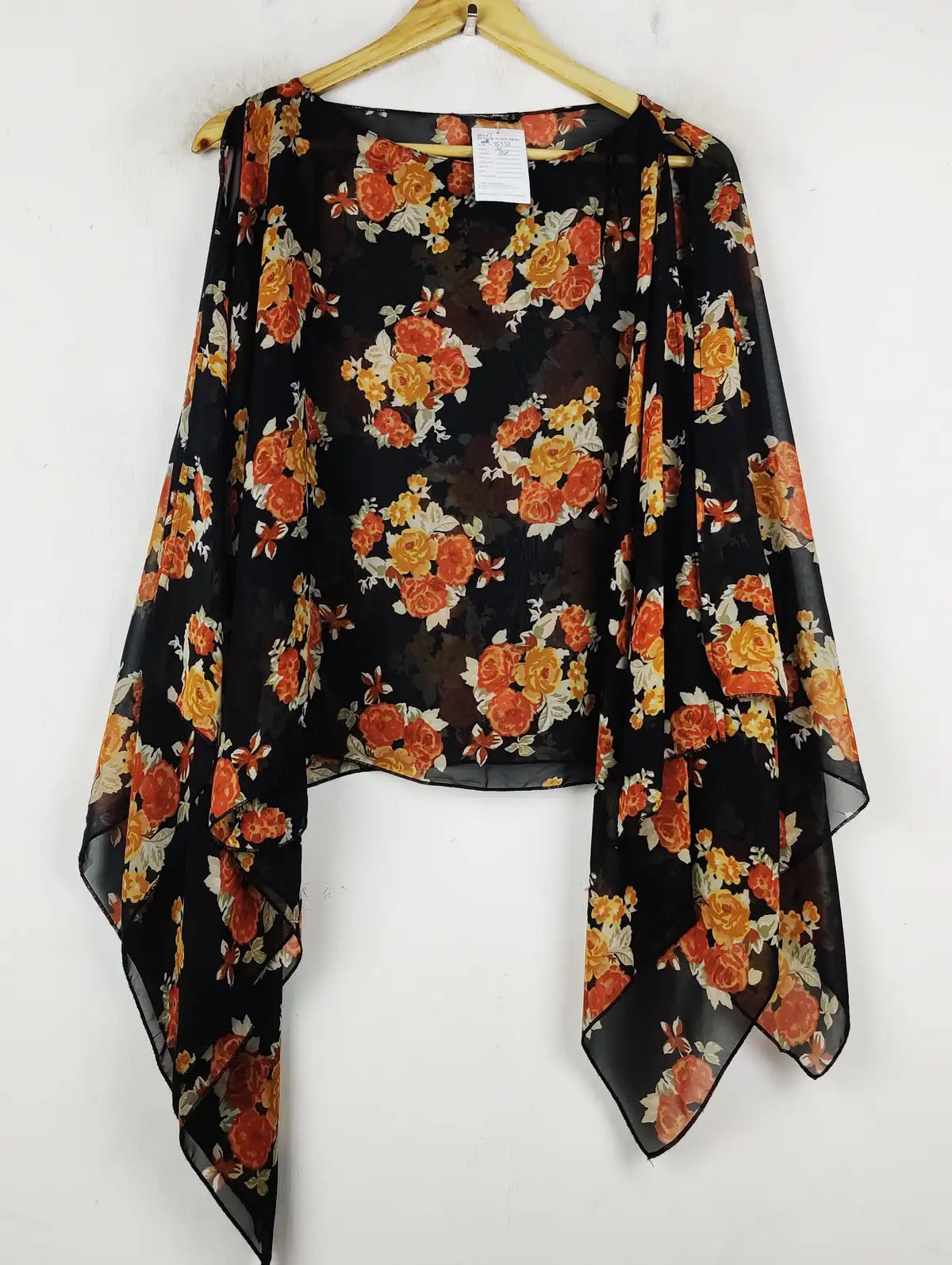 Buy online pre-used pre-loved 100% authentic & Original branded Atmosphere (SWT-8733) available in Pakistan. Top international brands avilable.