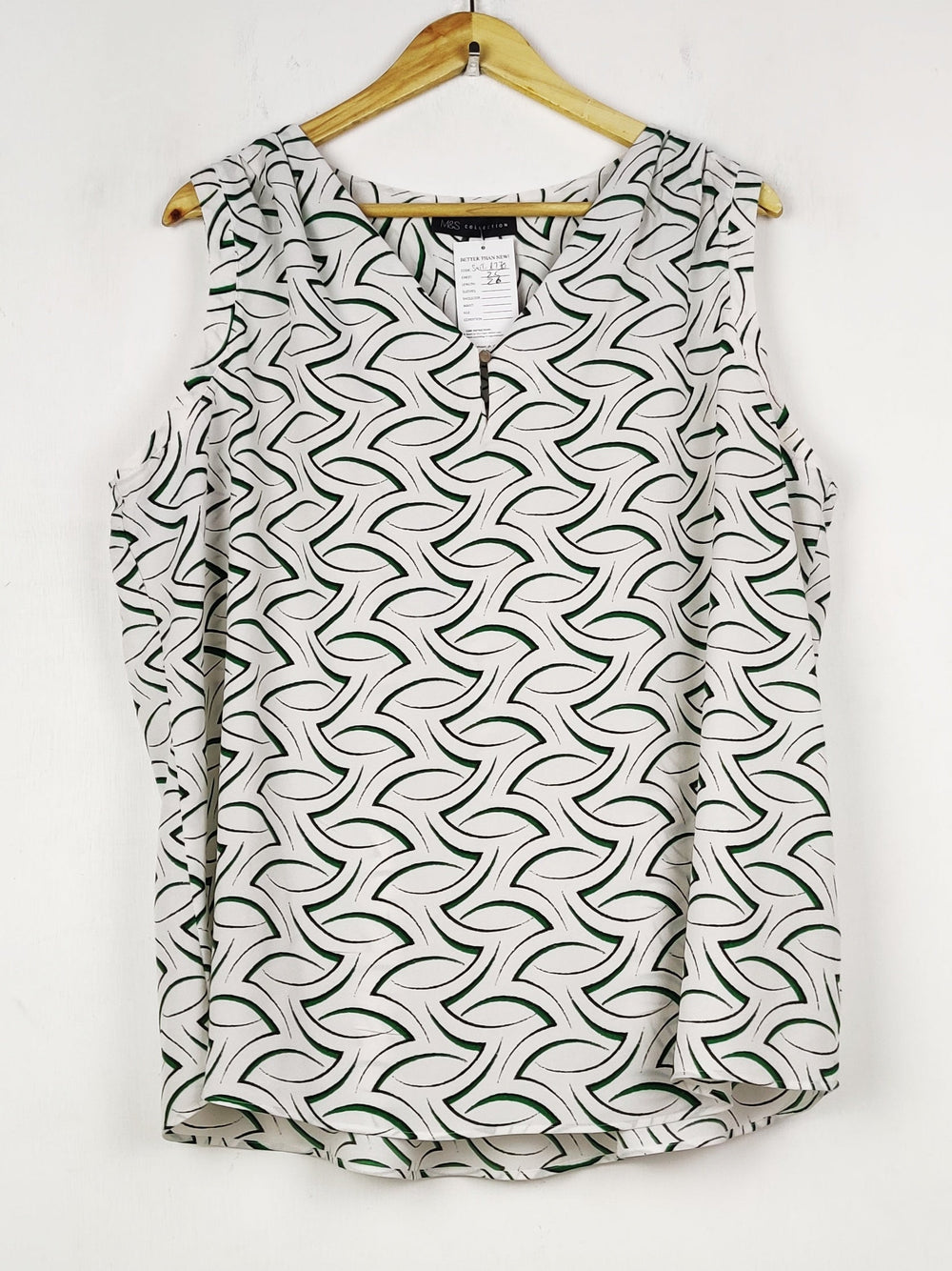 Buy online pre-used pre-loved 100% authentic & Original branded Marks & Spencer (SWT-8770) available in Pakistan. Top international brands avilable.