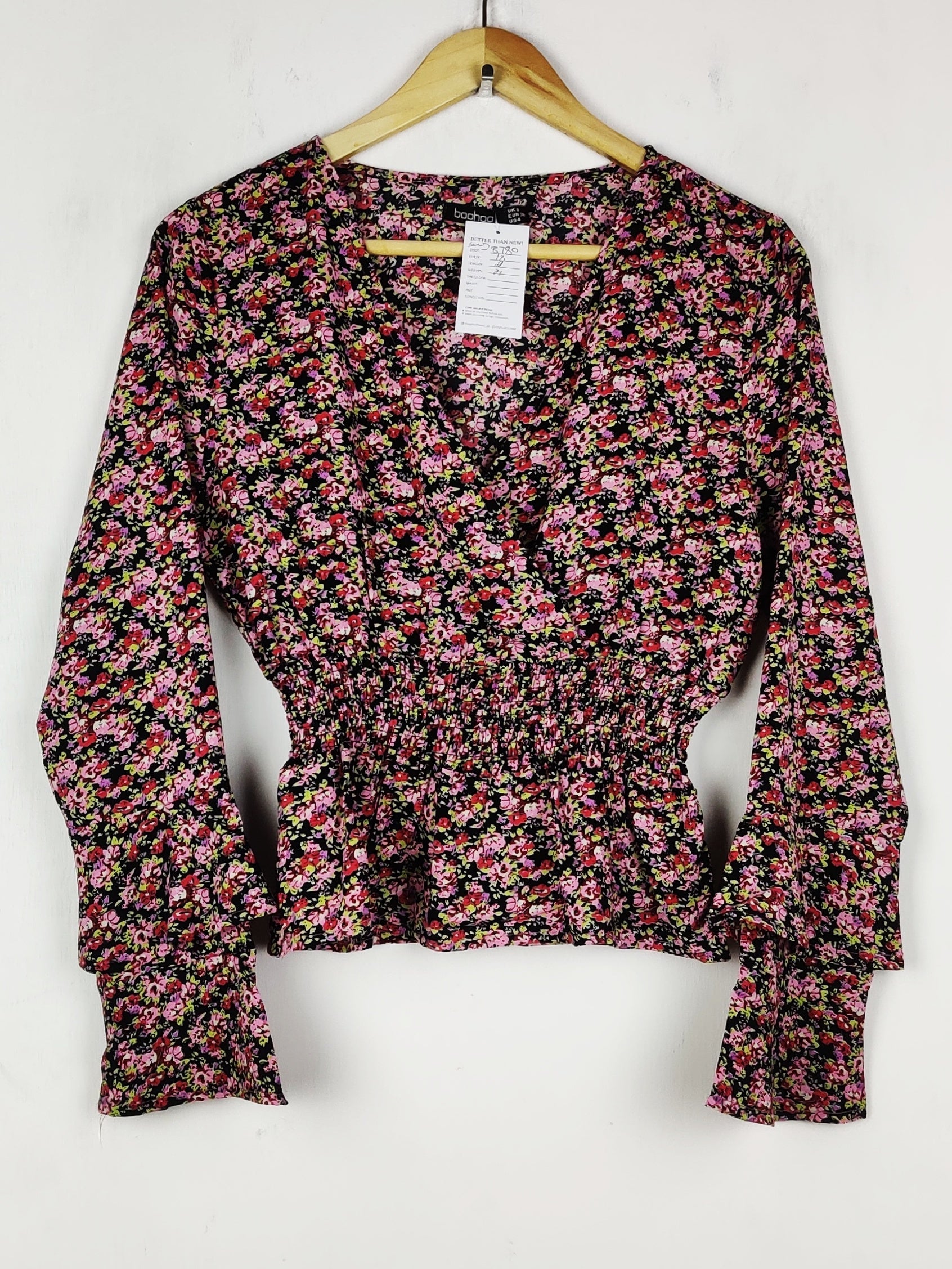 Buy online pre-used pre-loved 100% authentic & Original branded Boohoo (SWT-8780) available in Pakistan. Top international brands avilable.
