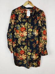 Buy online pre-used pre-loved 100% authentic & Original branded H&M (SWT-8790) available in Pakistan. Top international brands avilable.