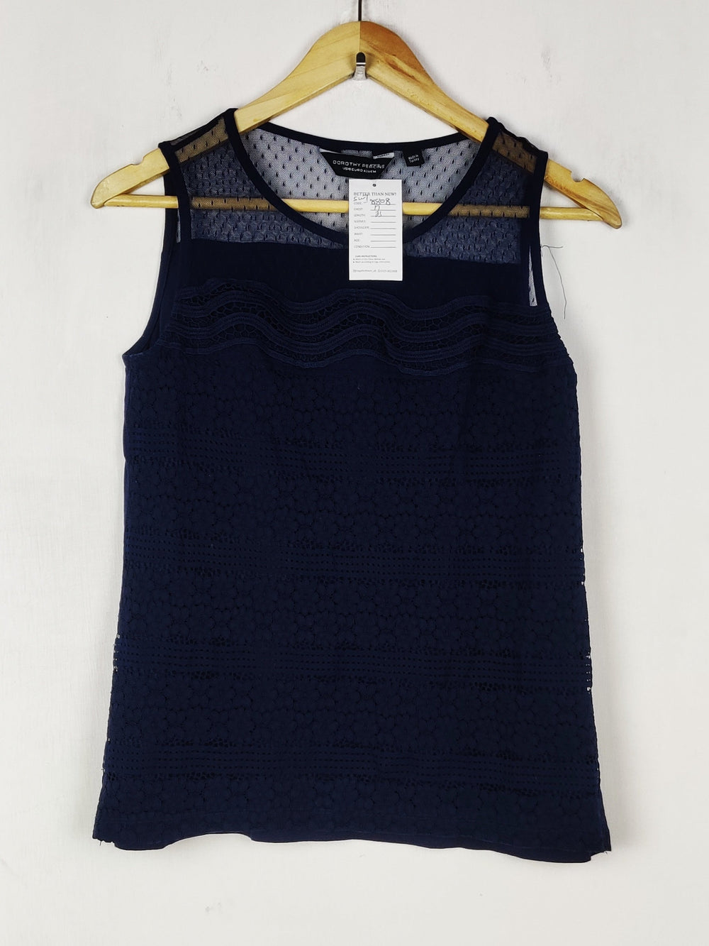 Buy online pre-used pre-loved 100% authentic & Original branded Dorothy Perkins (SWT-8808) available in Pakistan. Top international brands avilable.
