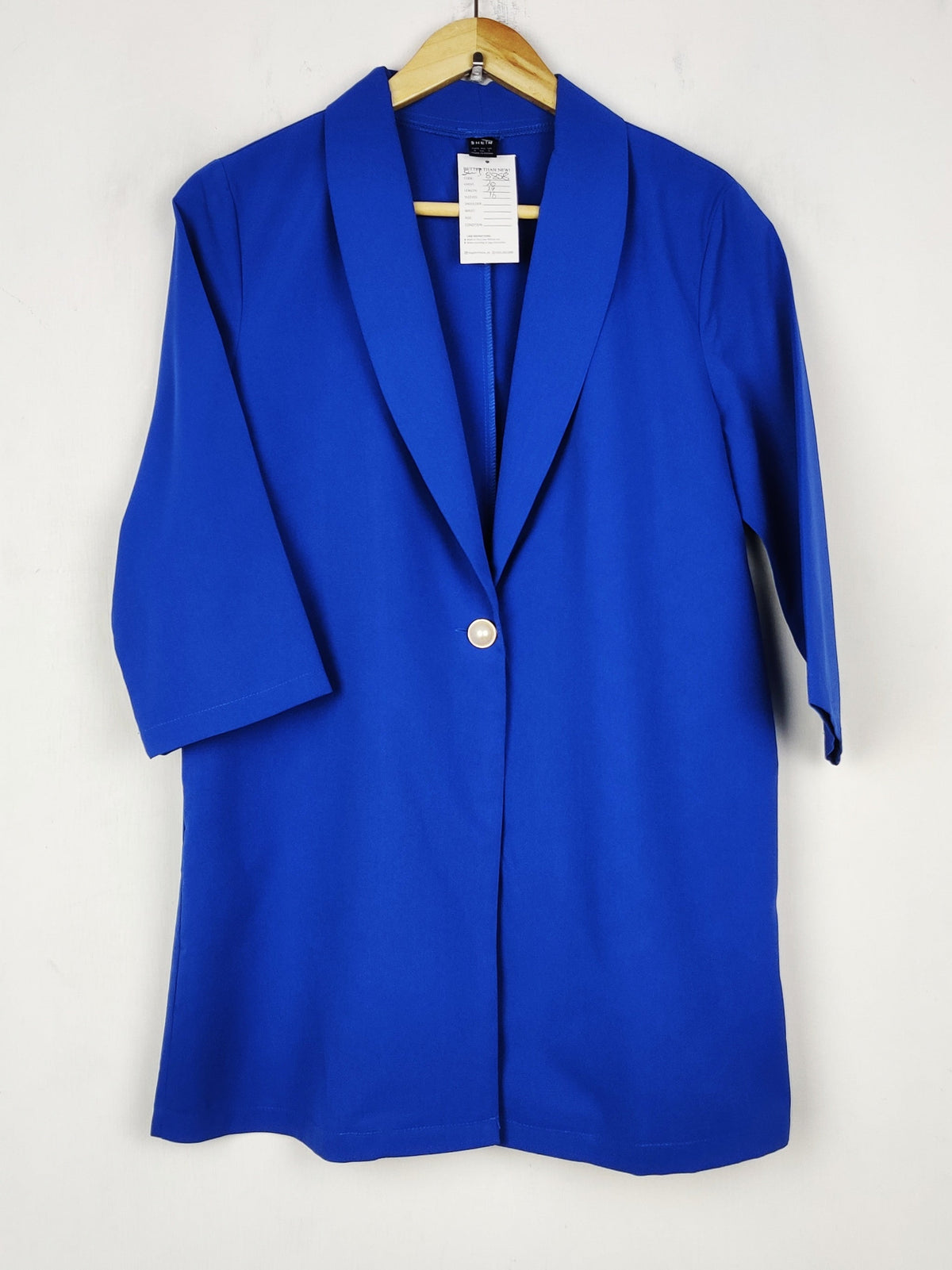 Buy online pre-used pre-loved 100% authentic & Original branded Shein (SWT-8858) available in Pakistan. Top international brands avilable.