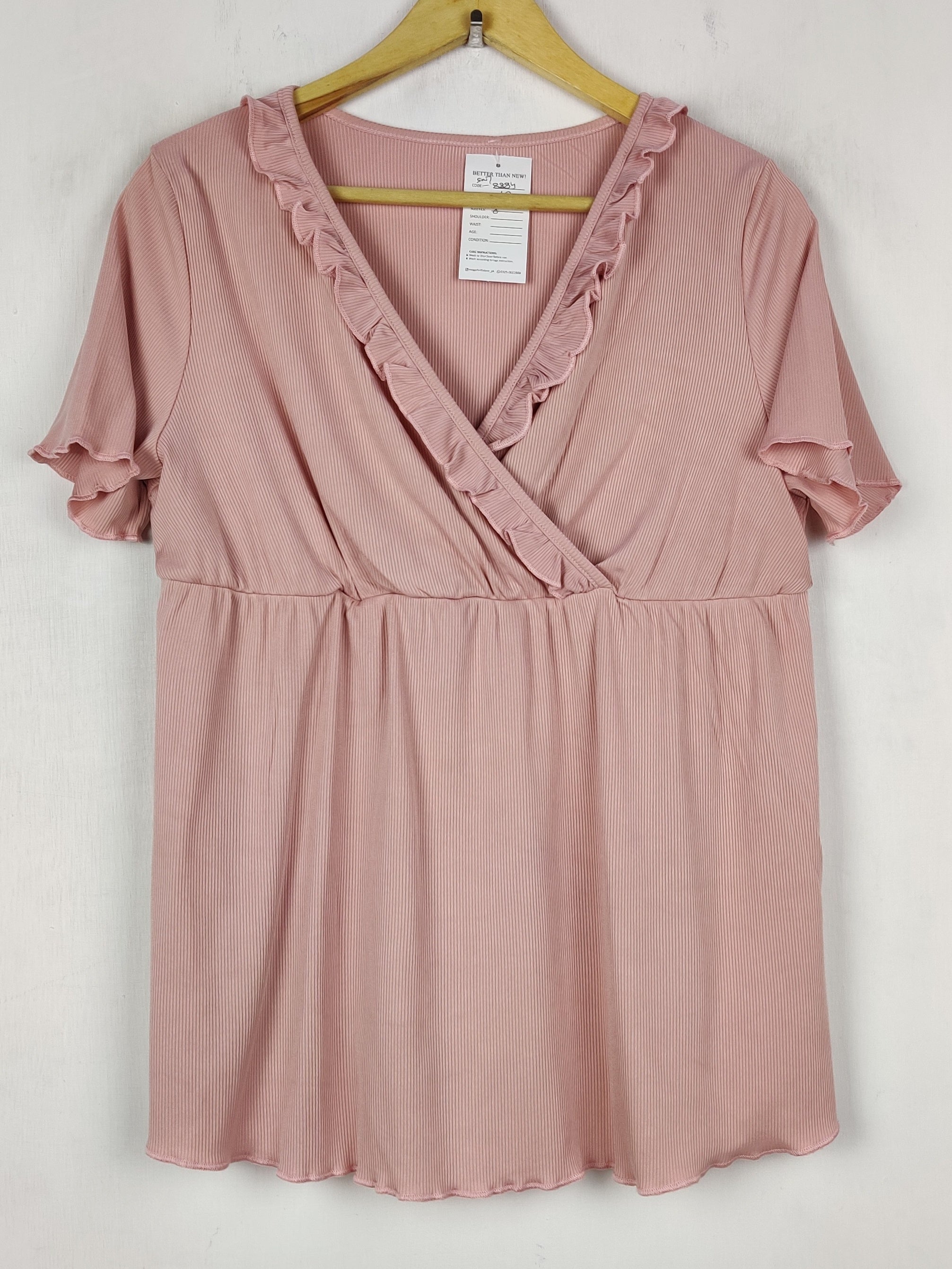 Buy online pre-used pre-loved 100% authentic & Original branded Unknown Brand (SWT-8884) available in Pakistan. Top international brands avilable.