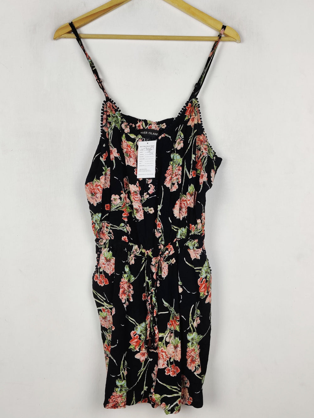 Buy online pre-used pre-loved 100% authentic & Original branded River Island (SWT-8889) available in Pakistan. Top international brands avilable.