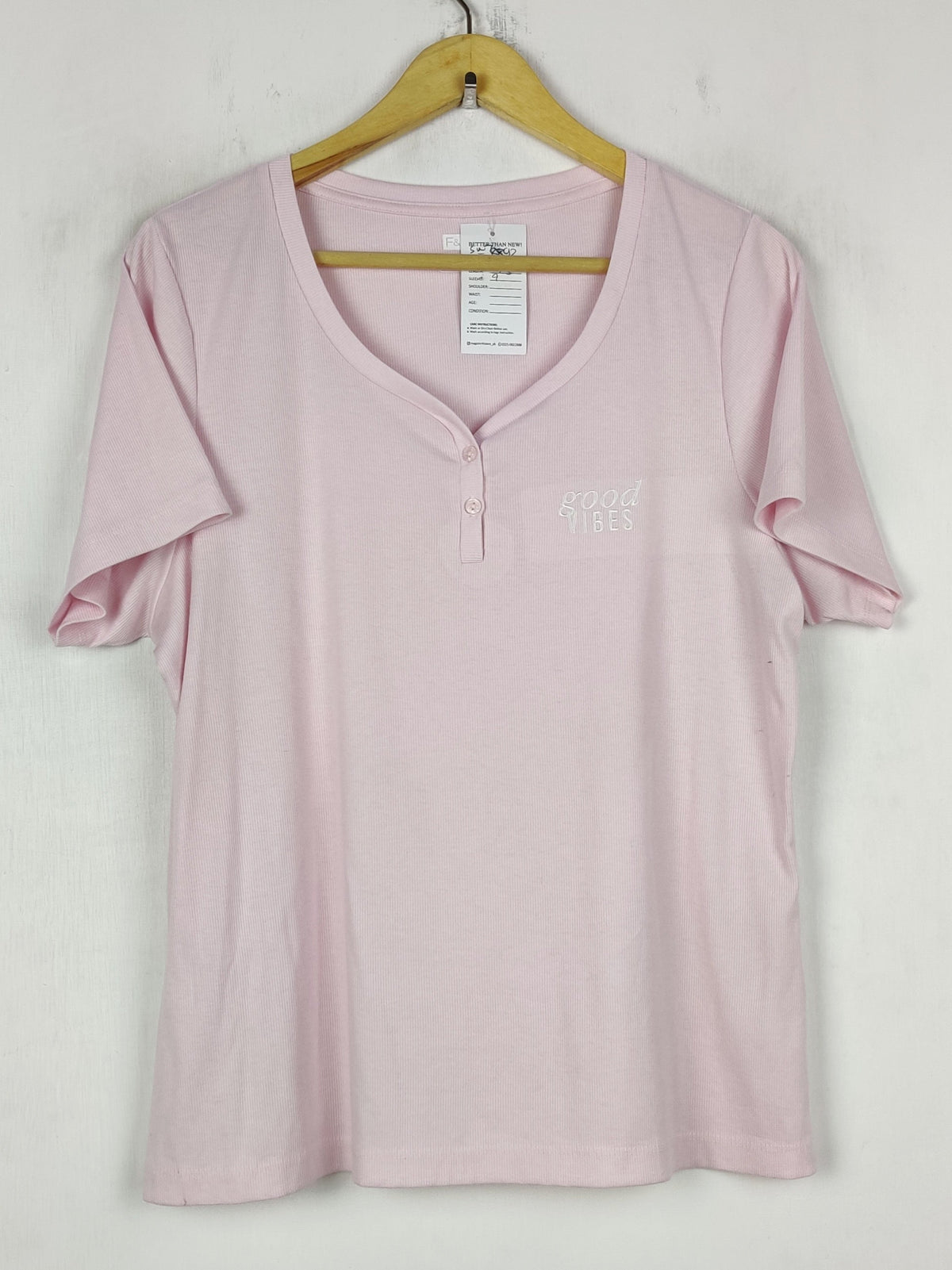Buy online pre-used pre-loved 100% authentic & Original branded F&F (SWT-8892) available in Pakistan. Top international brands avilable.