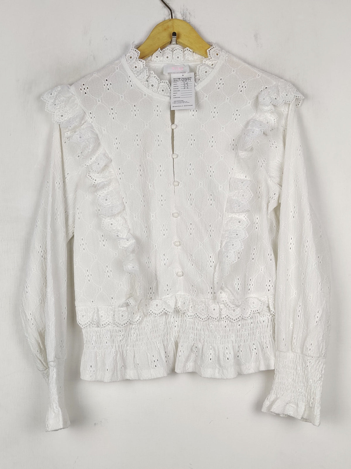 Buy online pre-used pre-loved 100% authentic & Original branded Savida (SWT-8894) available in Pakistan. Top international brands avilable.