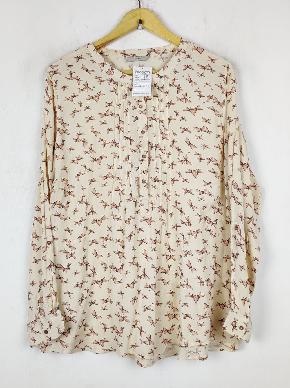 Buy online pre-used pre-loved 100% authentic & Original branded Unknown Brand (SWT-8908) available in Pakistan. Top international brands avilable.