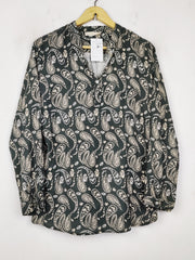 Buy online pre-used pre-loved 100% authentic & Original branded Anna Justper (SWT-8919) available in Pakistan. Top international brands avilable.
