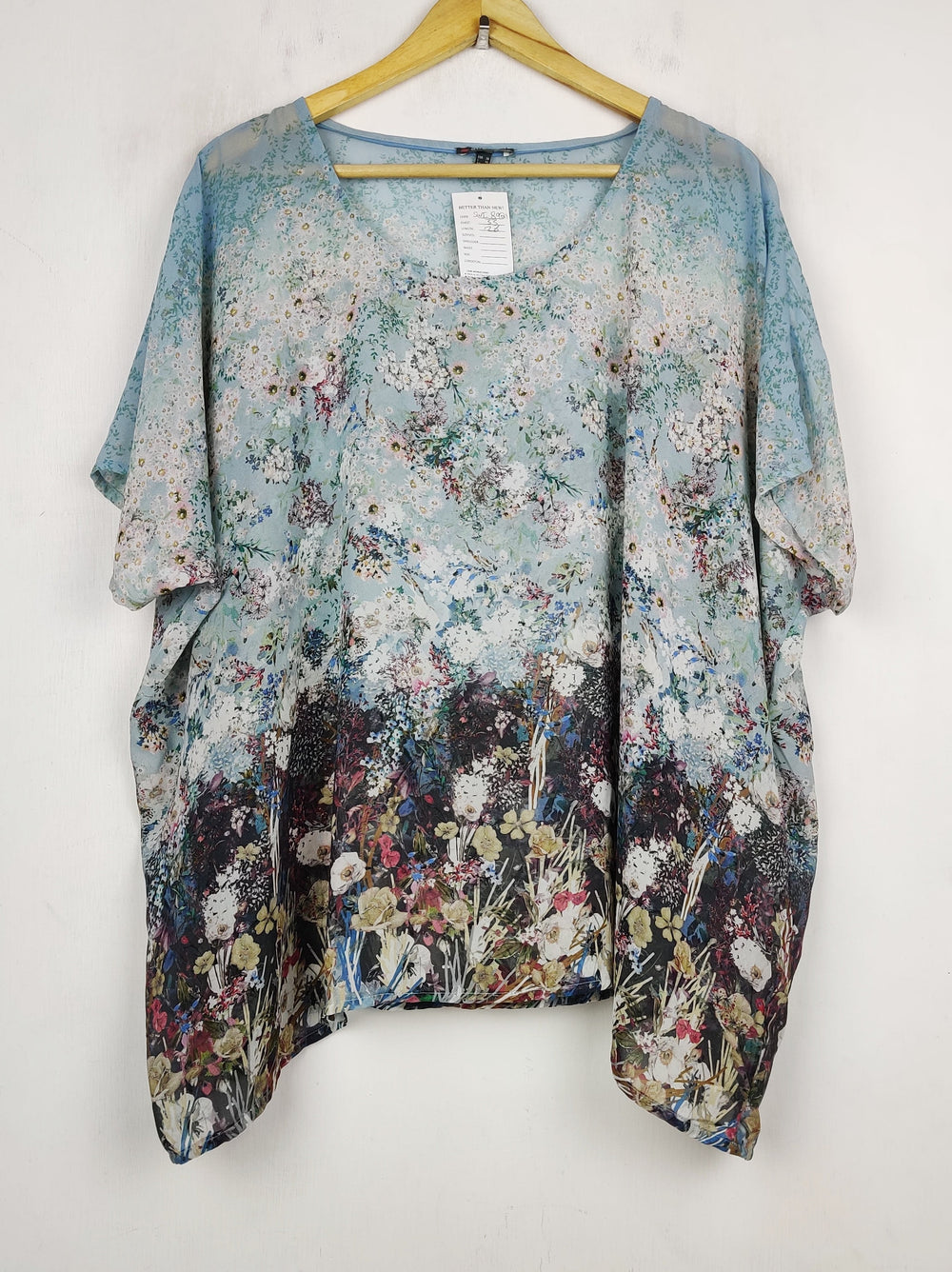 Buy online pre-used pre-loved 100% authentic & Original branded Street One (SWT-8921) available in Pakistan. Top international brands avilable.