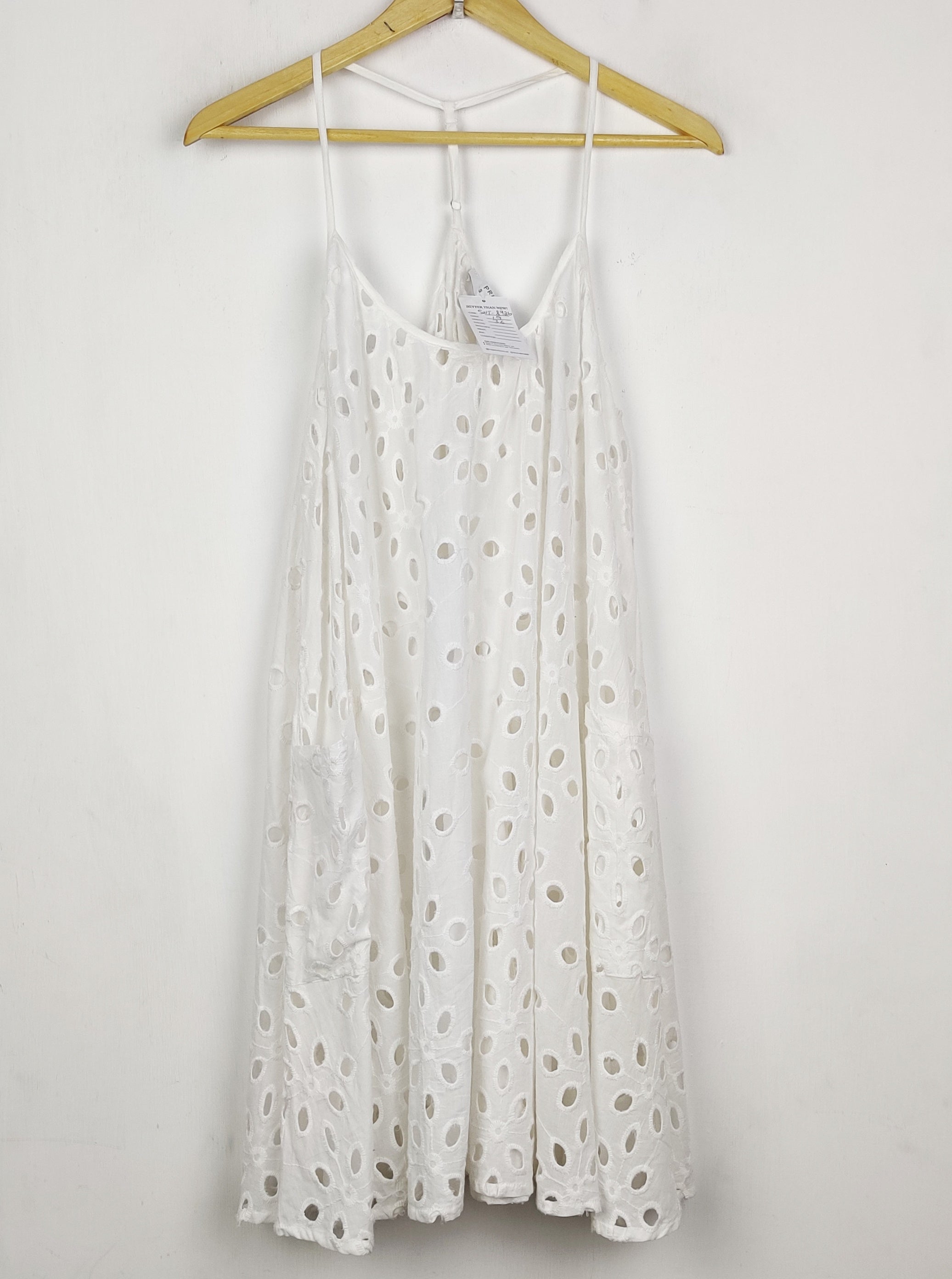 Buy online pre-used pre-loved 100% authentic & Original branded Primark (SWT-8926) available in Pakistan. Top international brands avilable.