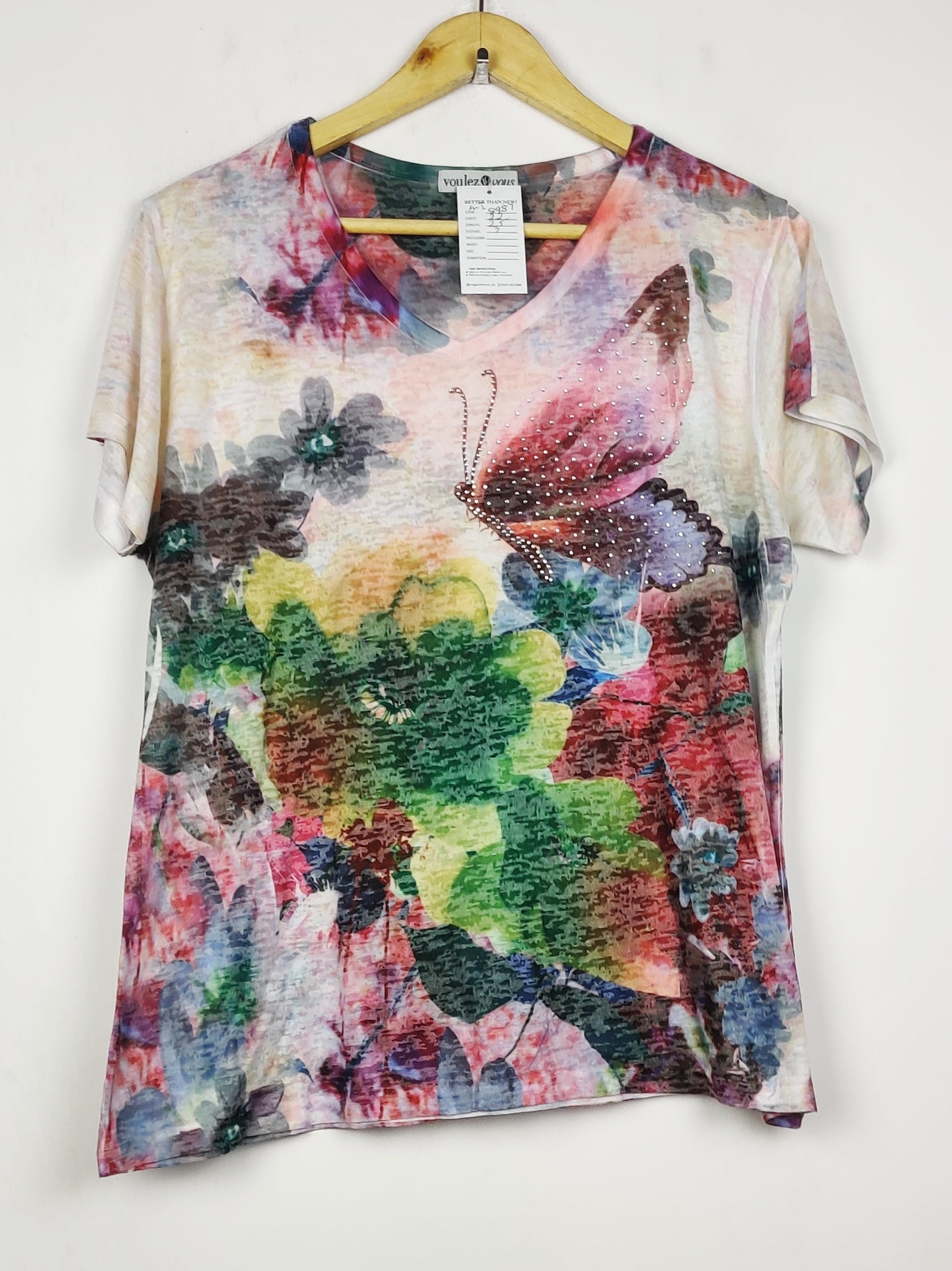 Buy online pre-used pre-loved 100% authentic & Original branded Voulez Vous (SWT-8987) available in Pakistan. Top international brands avilable.