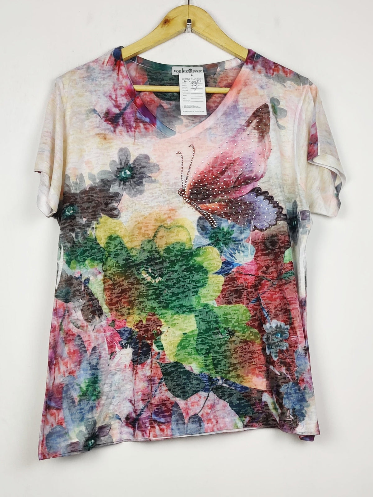 Buy online pre-used pre-loved 100% authentic & Original branded Voulez Vous (SWT-8987) available in Pakistan. Top international brands avilable.