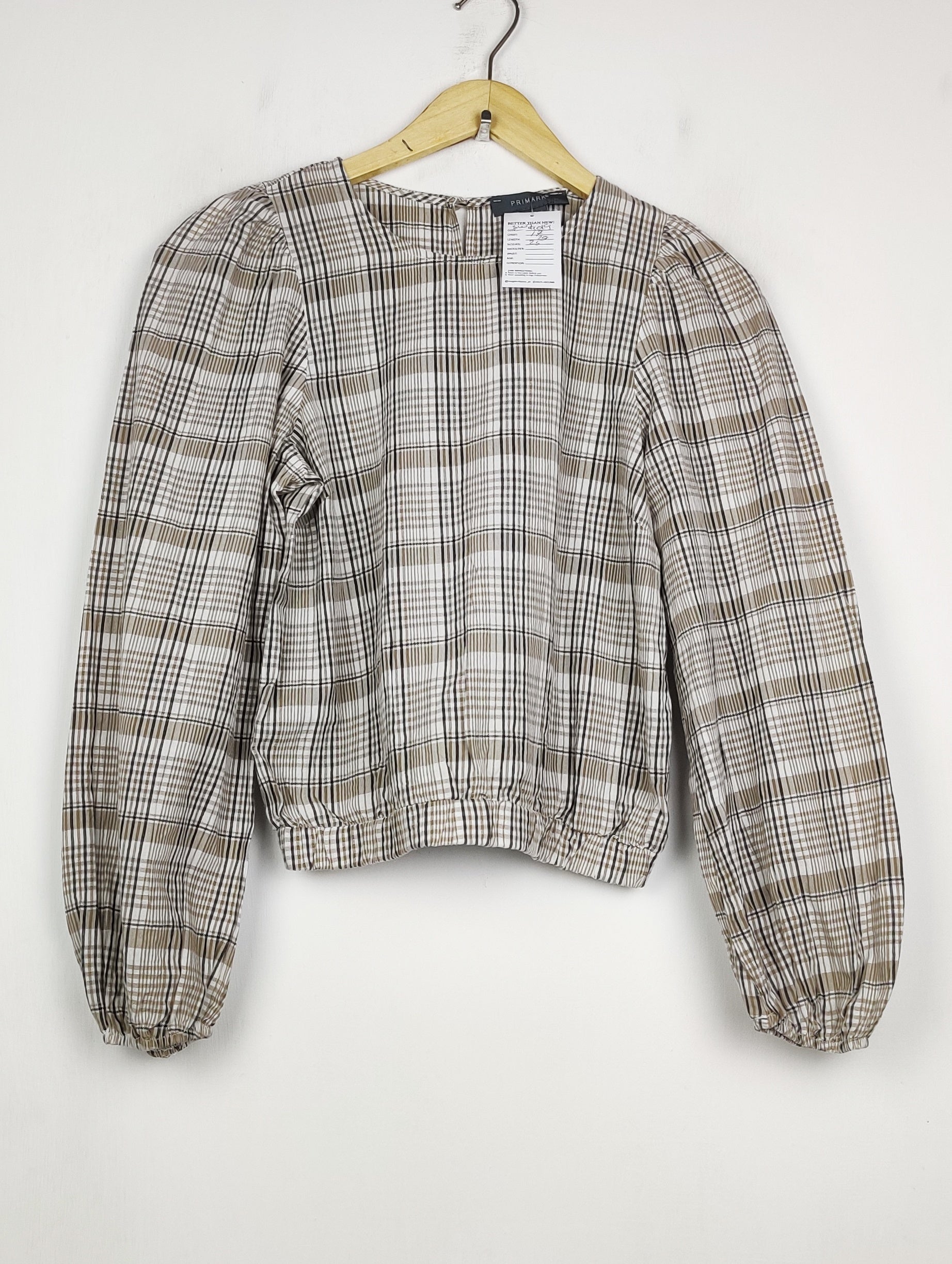 Buy online pre-used pre-loved 100% authentic & Original branded Primark (SWT-9019) available in Pakistan. Top international brands avilable.