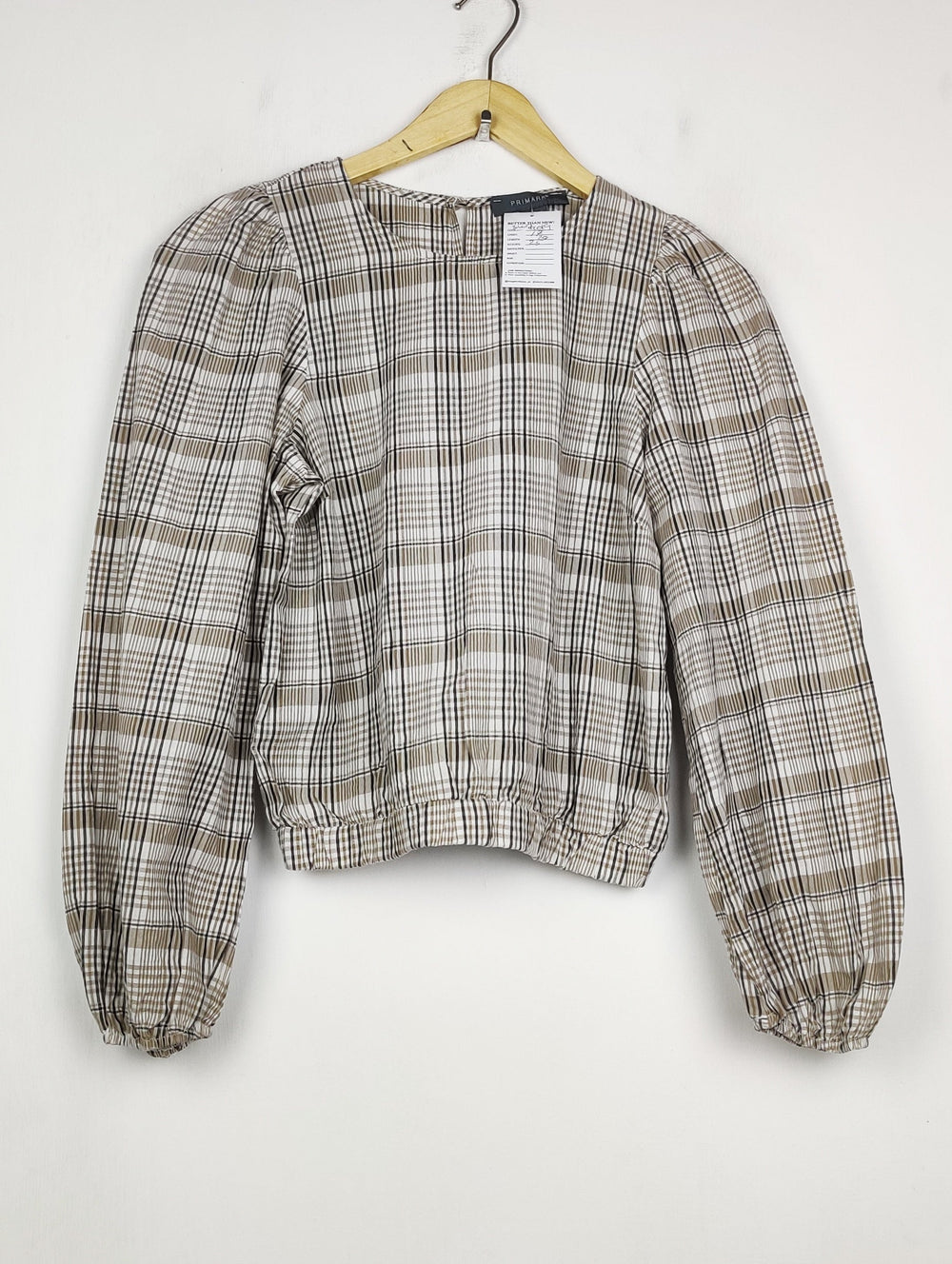 Buy online pre-used pre-loved 100% authentic & Original branded Primark (SWT-9019) available in Pakistan. Top international brands avilable.