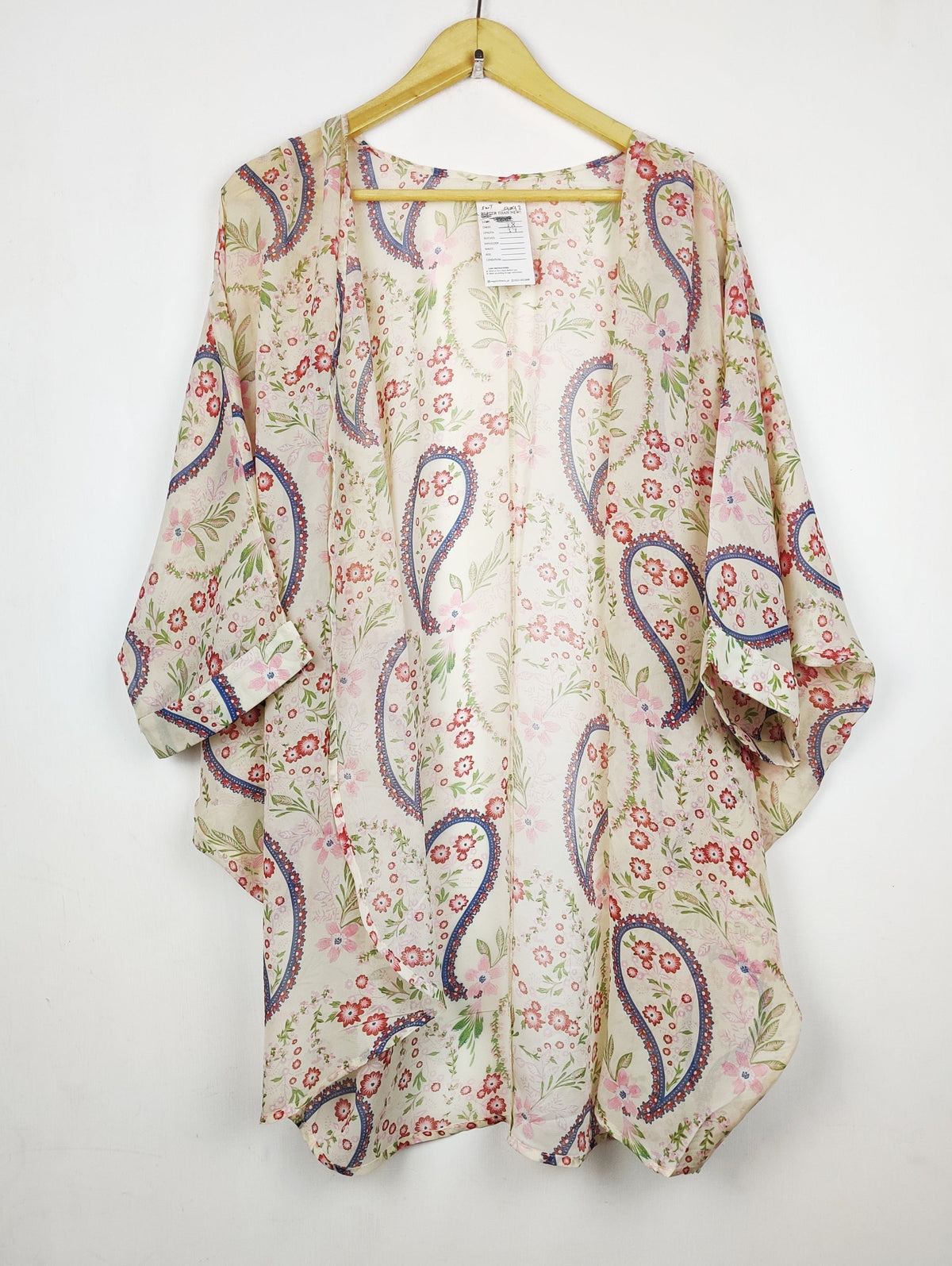 Buy online pre-used pre-loved 100% authentic & Original branded Launa (SWT-9092) available in Pakistan. Top international brands avilable.