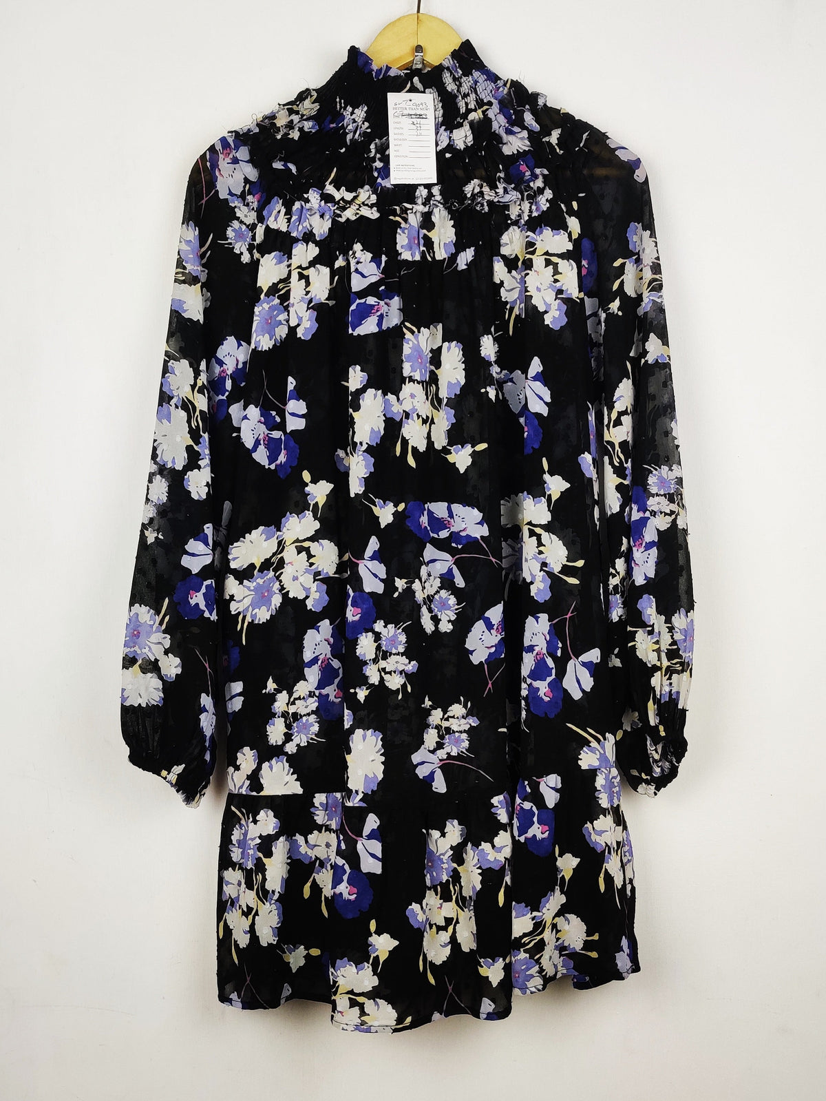 Buy online pre-used pre-loved 100% authentic & Original branded Asos (SWT-9093) available in Pakistan. Top international brands avilable.