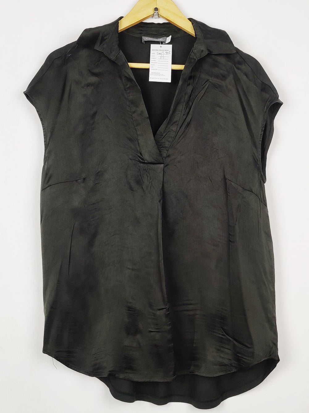 Buy online pre-used pre-loved 100% authentic & Original branded Mint Velvet (SWT-9115) available in Pakistan. Top international brands avilable.